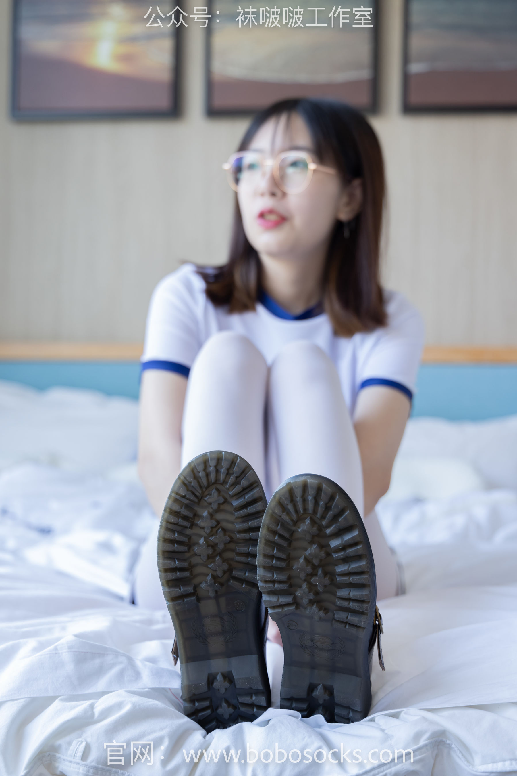 BoBoSocks袜啵啵 No.108 小甜豆-皮鞋、厚白丝、踩奶油蛋糕剧情