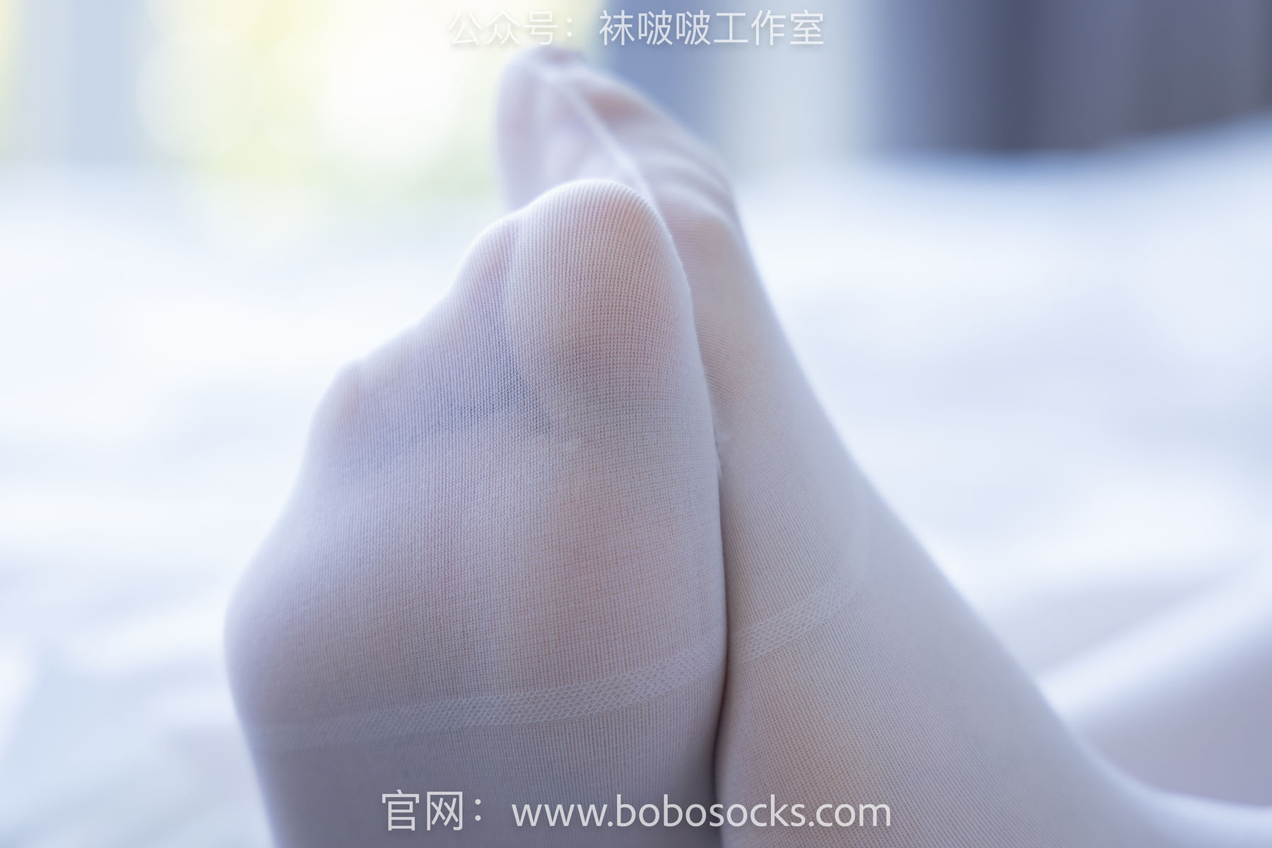BoBoSocks袜啵啵 No.108 小甜豆-皮鞋、厚白丝、踩奶油蛋糕剧情