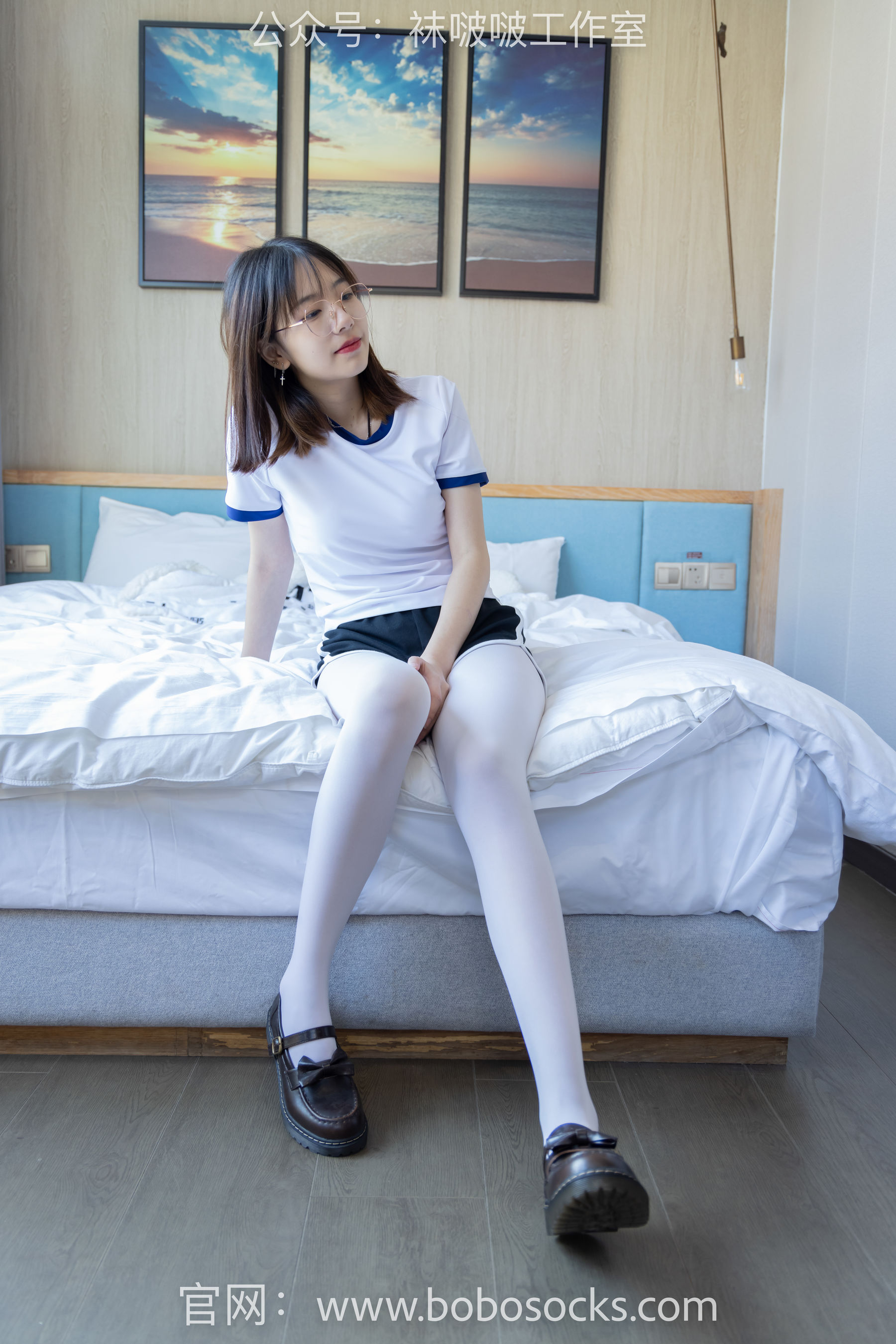 BoBoSocks袜啵啵 No.108 小甜豆-皮鞋、厚白丝、踩奶油蛋糕剧情