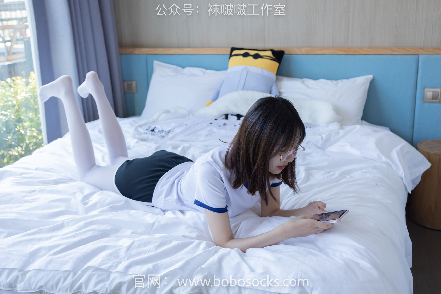 BoBoSocks袜啵啵 No.108 小甜豆-皮鞋、厚白丝、踩奶油蛋糕剧情