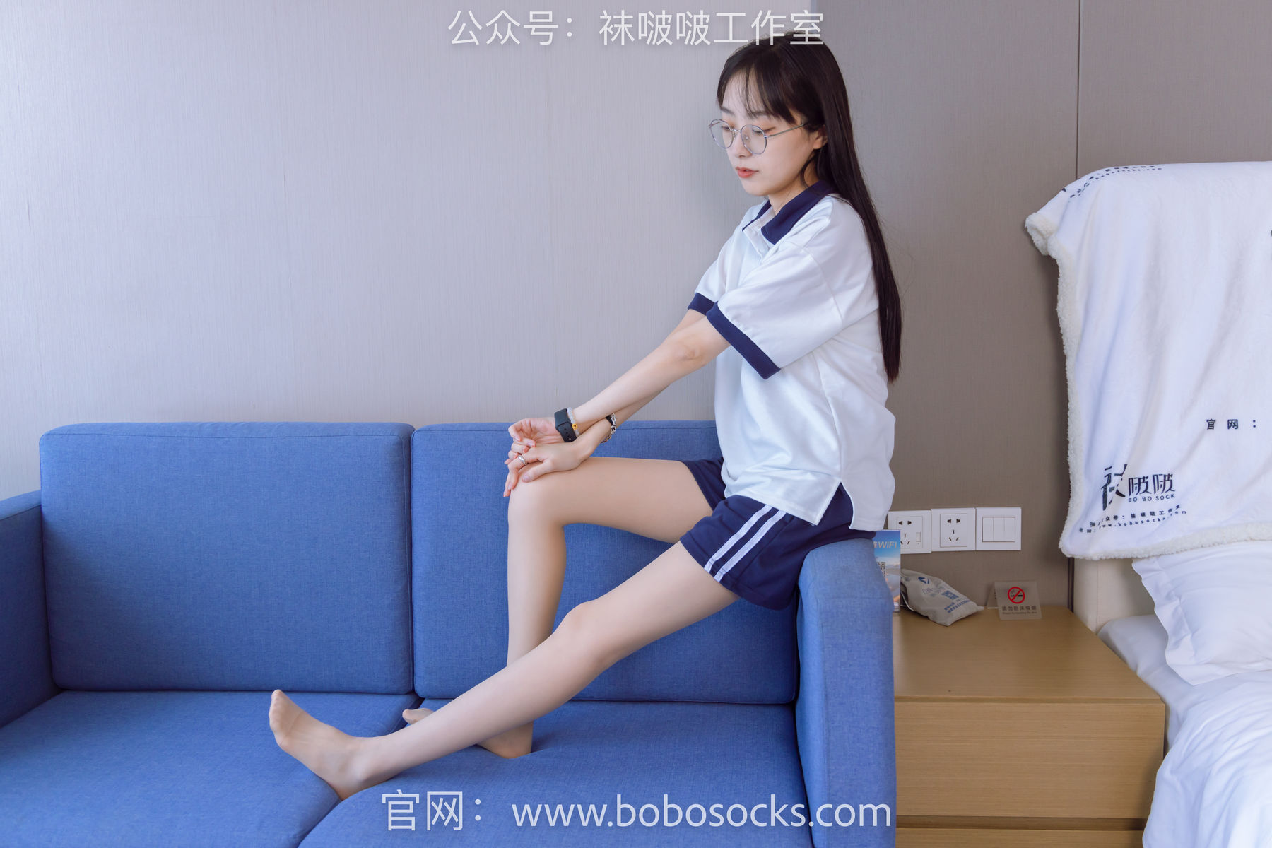 BoBoSocks袜啵啵 No.118 稚予-运动鞋、白棉袜、肉丝、踩小熊玩偶