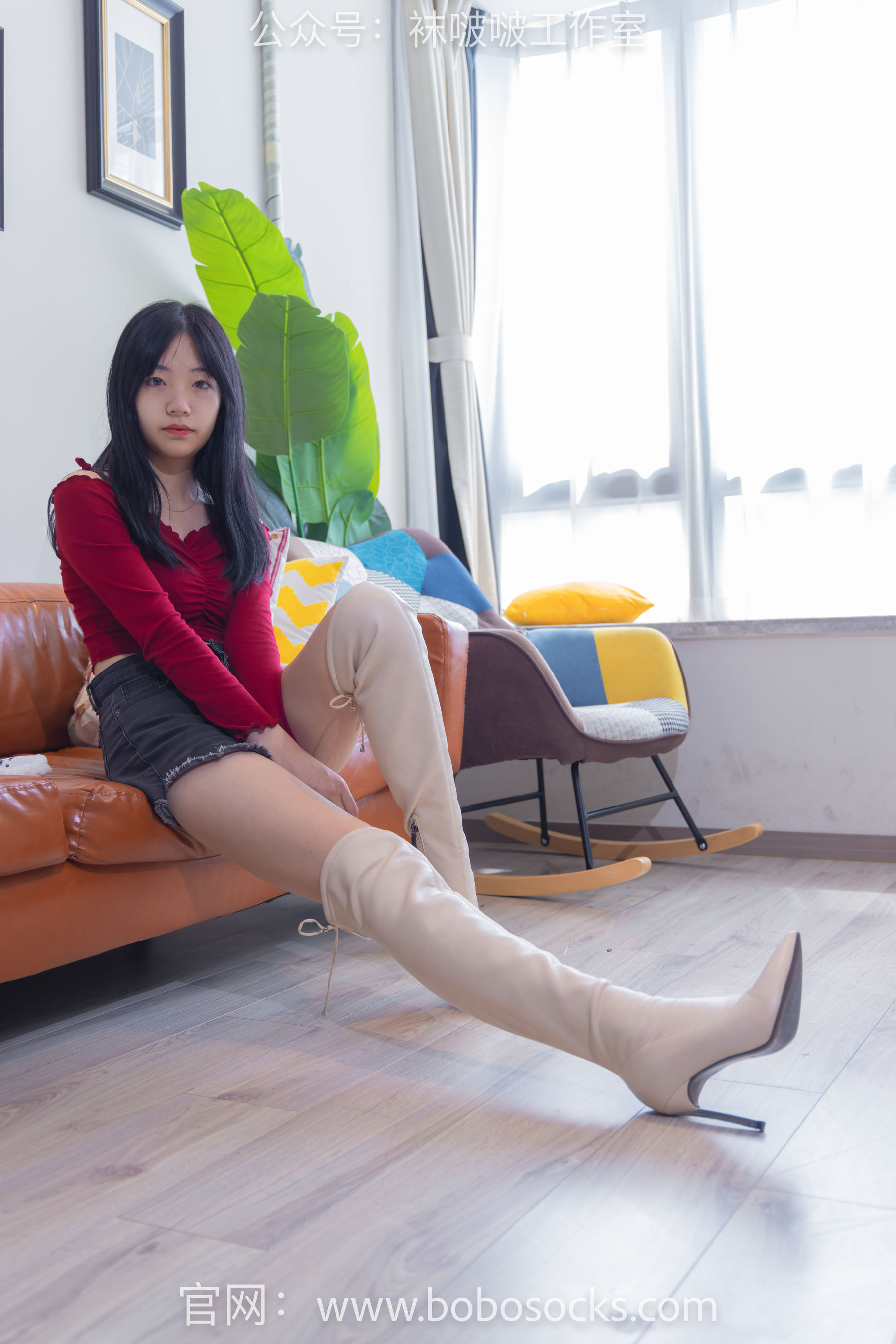 BoBoSocks袜啵啵 No.120 小甜豆-高跟长靴、白棉袜、裸足
