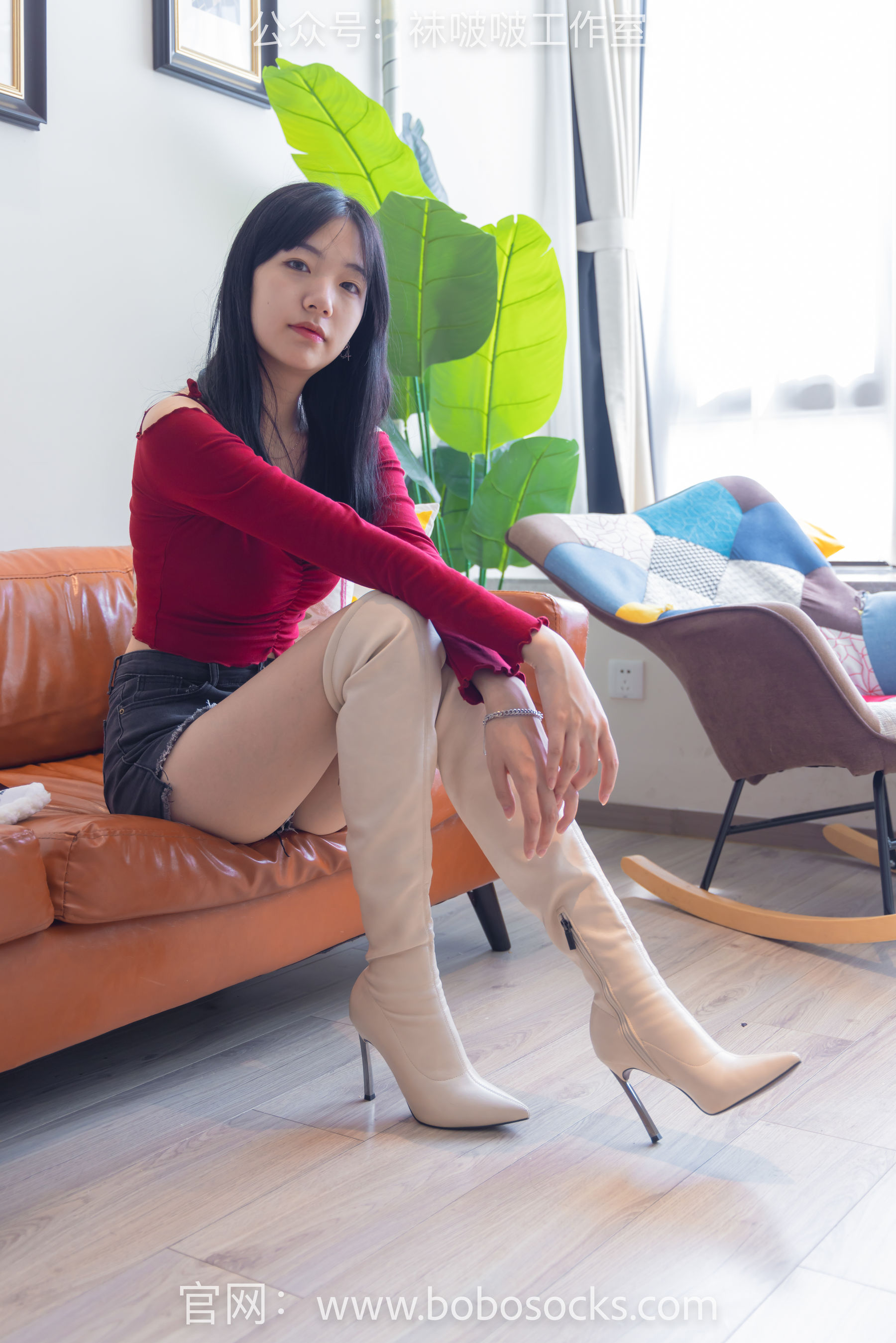 BoBoSocks袜啵啵 No.120 小甜豆-高跟长靴、白棉袜、裸足