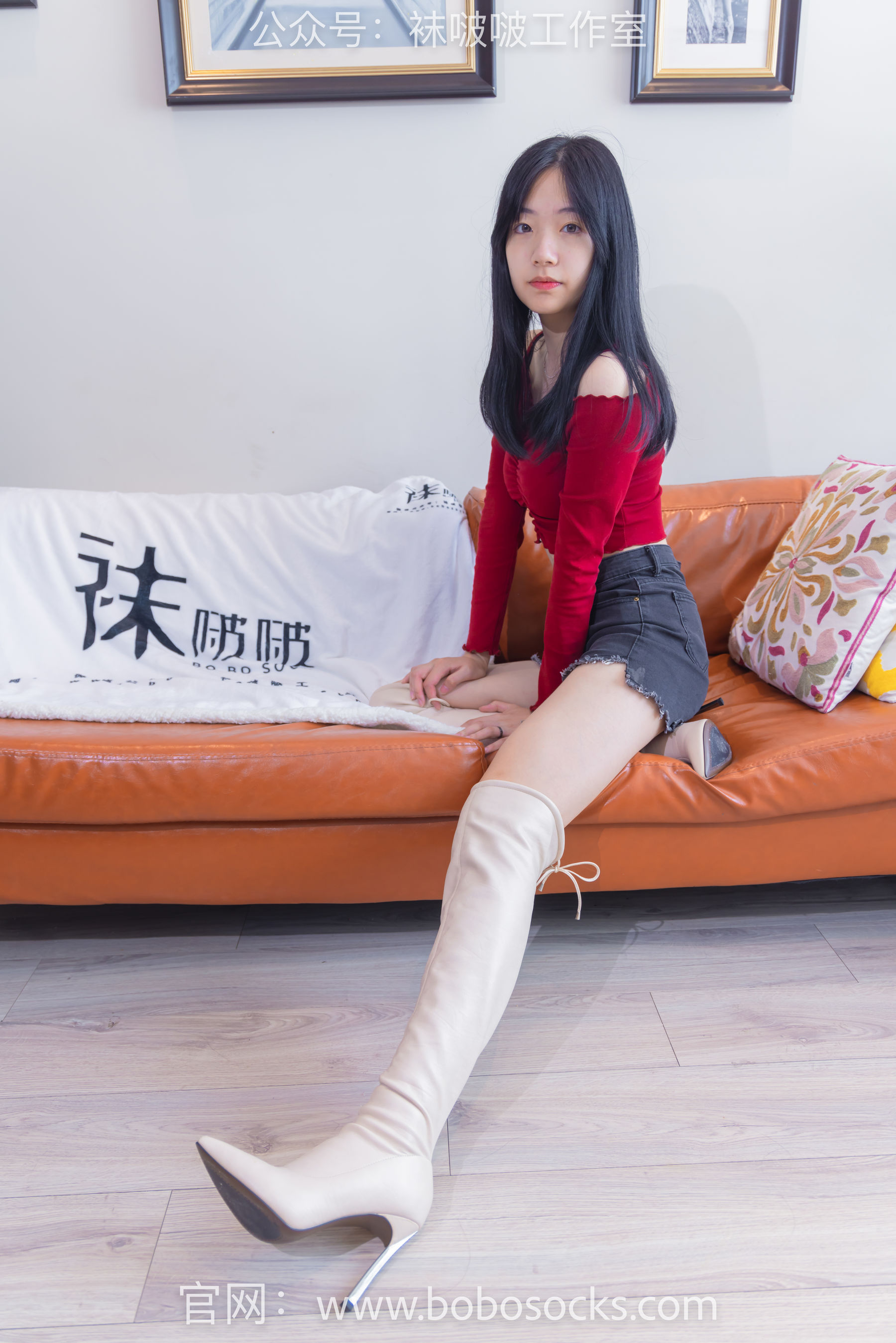 BoBoSocks袜啵啵 No.120 小甜豆-高跟长靴、白棉袜、裸足