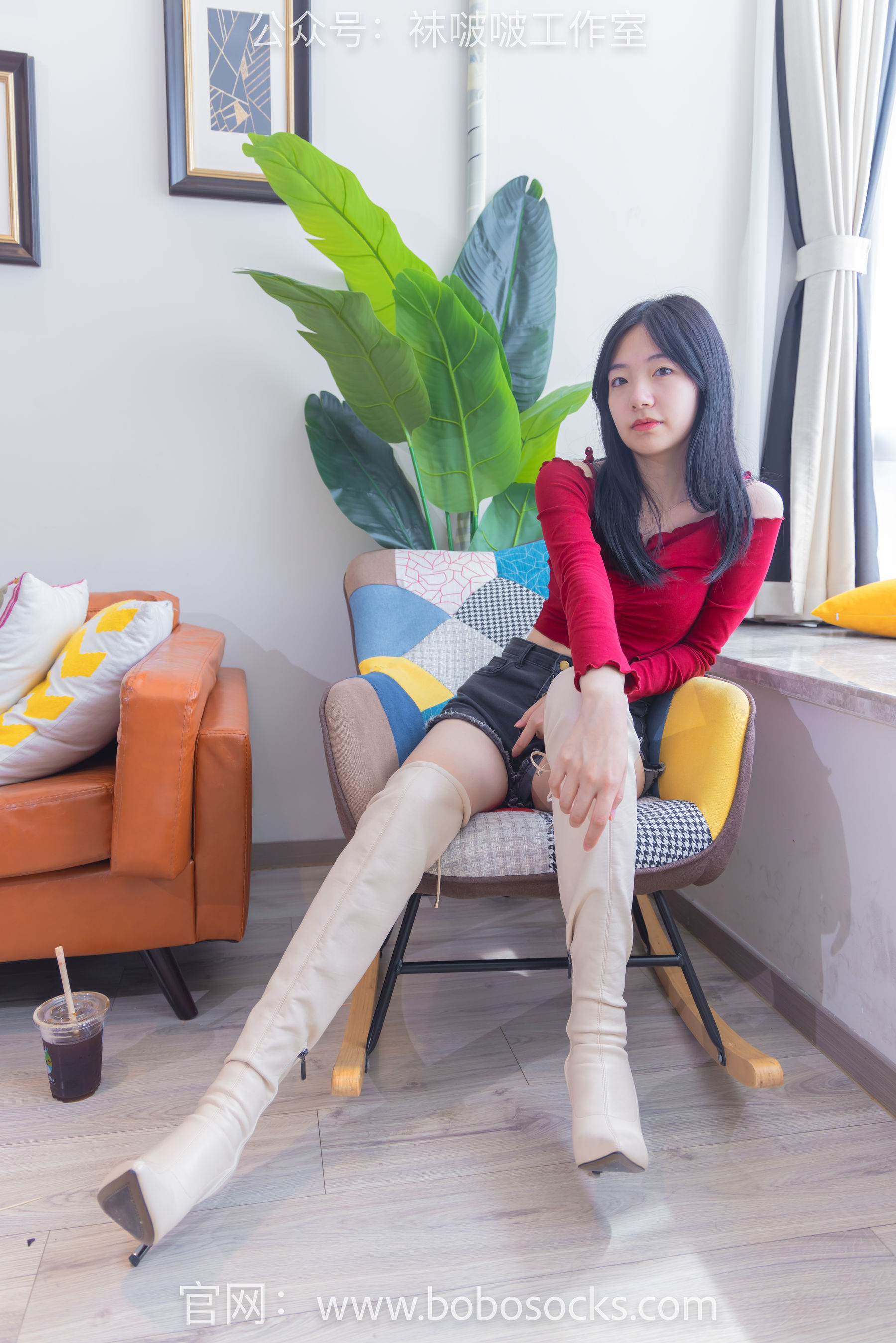 BoBoSocks袜啵啵 No.120 小甜豆-高跟长靴、白棉袜、裸足