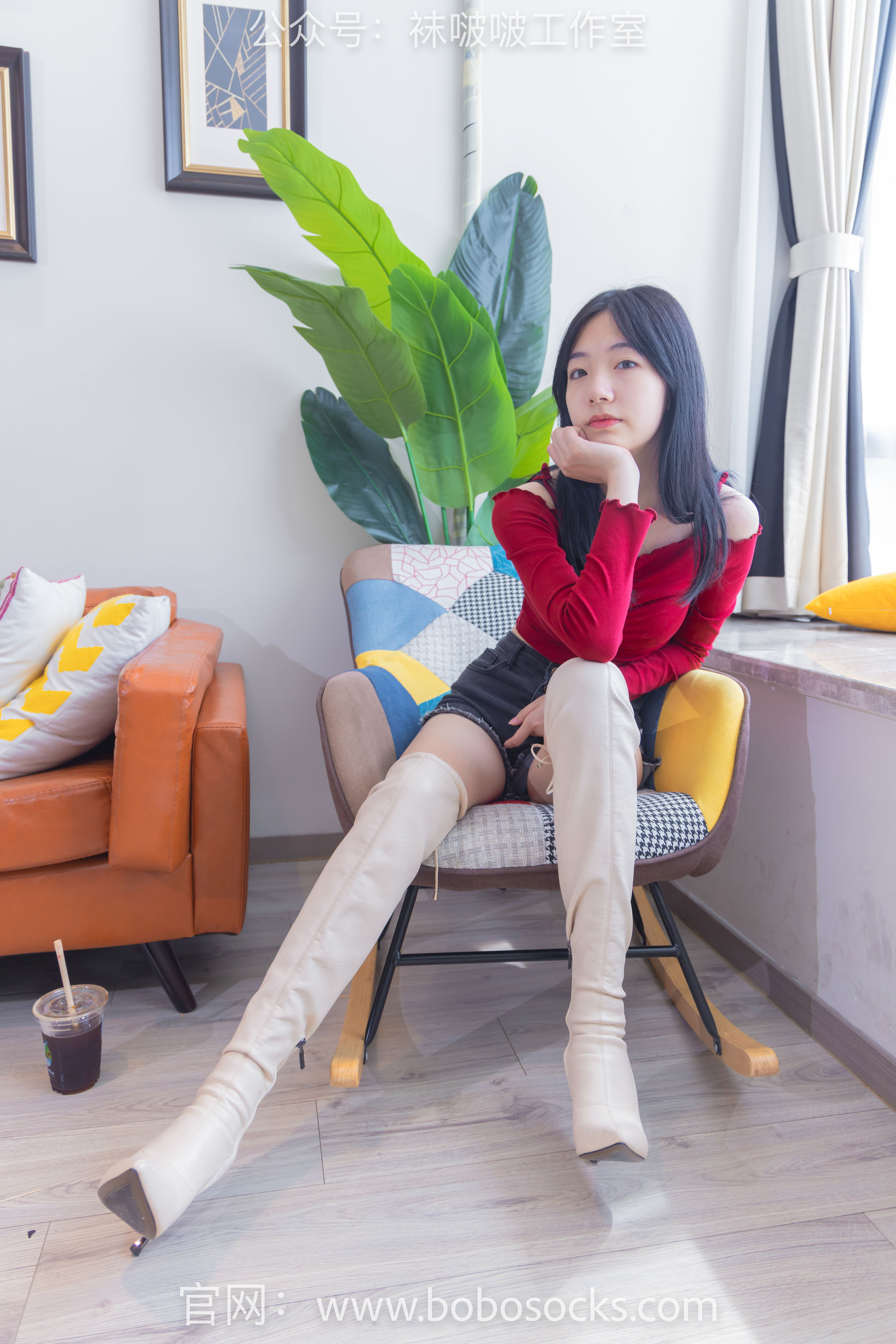 BoBoSocks袜啵啵 No.120 小甜豆-高跟长靴、白棉袜、裸足