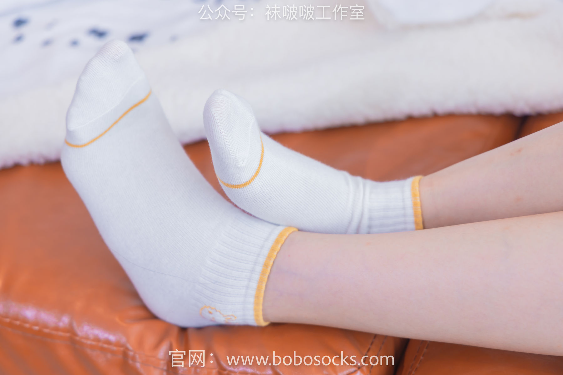 BoBoSocks袜啵啵 No.120 小甜豆-高跟长靴、白棉袜、裸足