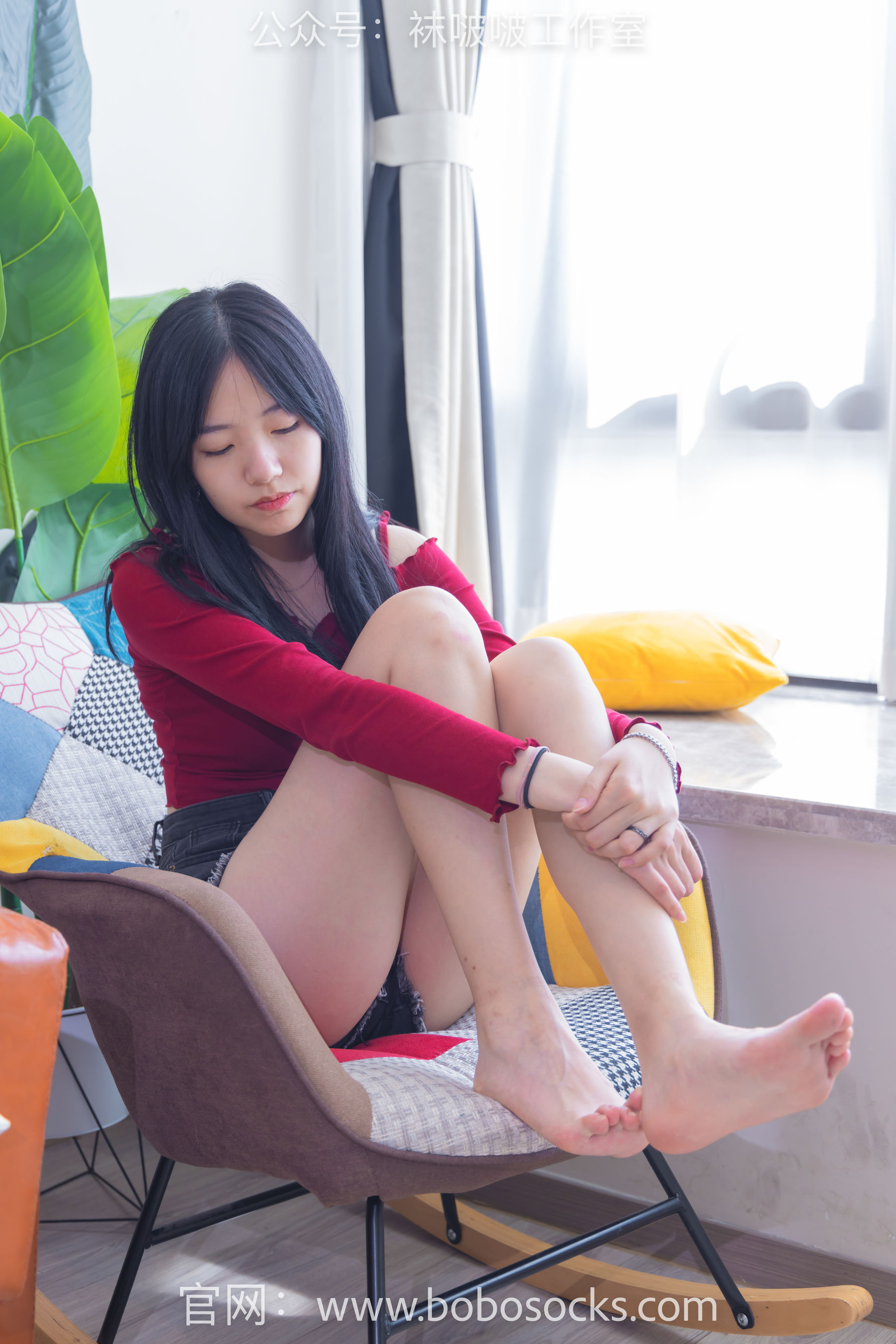 BoBoSocks袜啵啵 No.120 小甜豆-高跟长靴、白棉袜、裸足