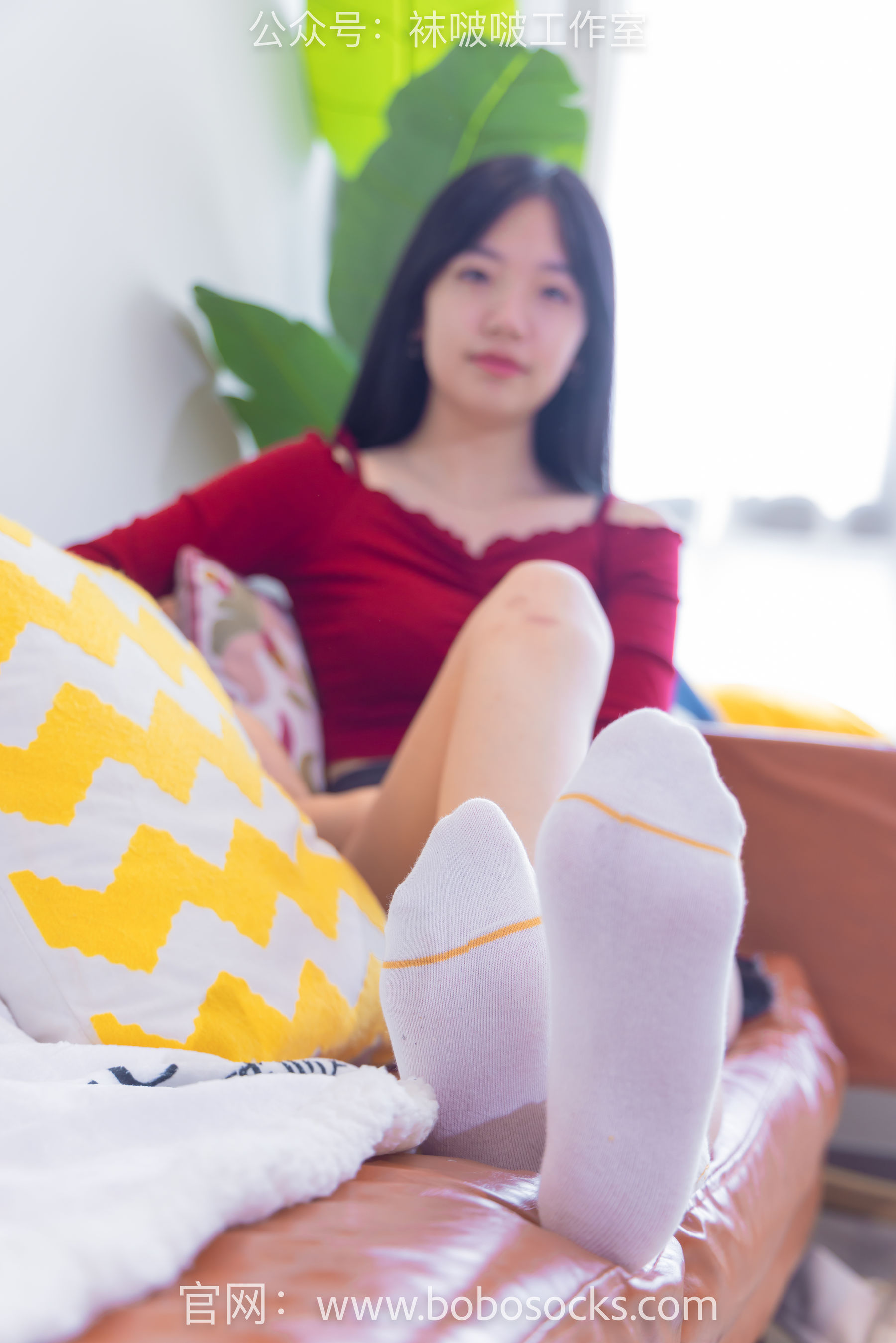 BoBoSocks袜啵啵 No.120 小甜豆-高跟长靴、白棉袜、裸足