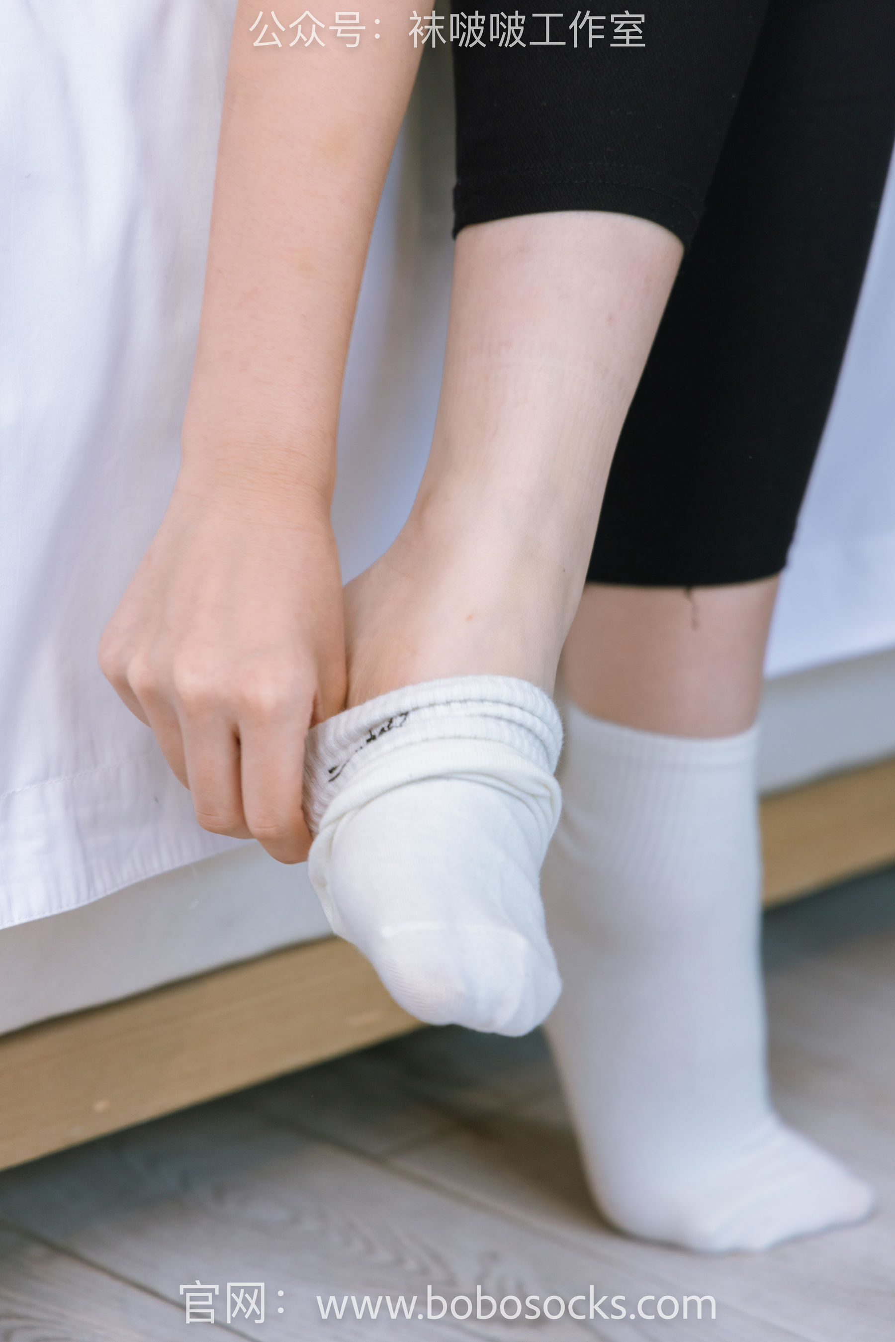 BoBoSocks袜啵啵 No.122 小淳-高跟长靴、白棉袜、裸足