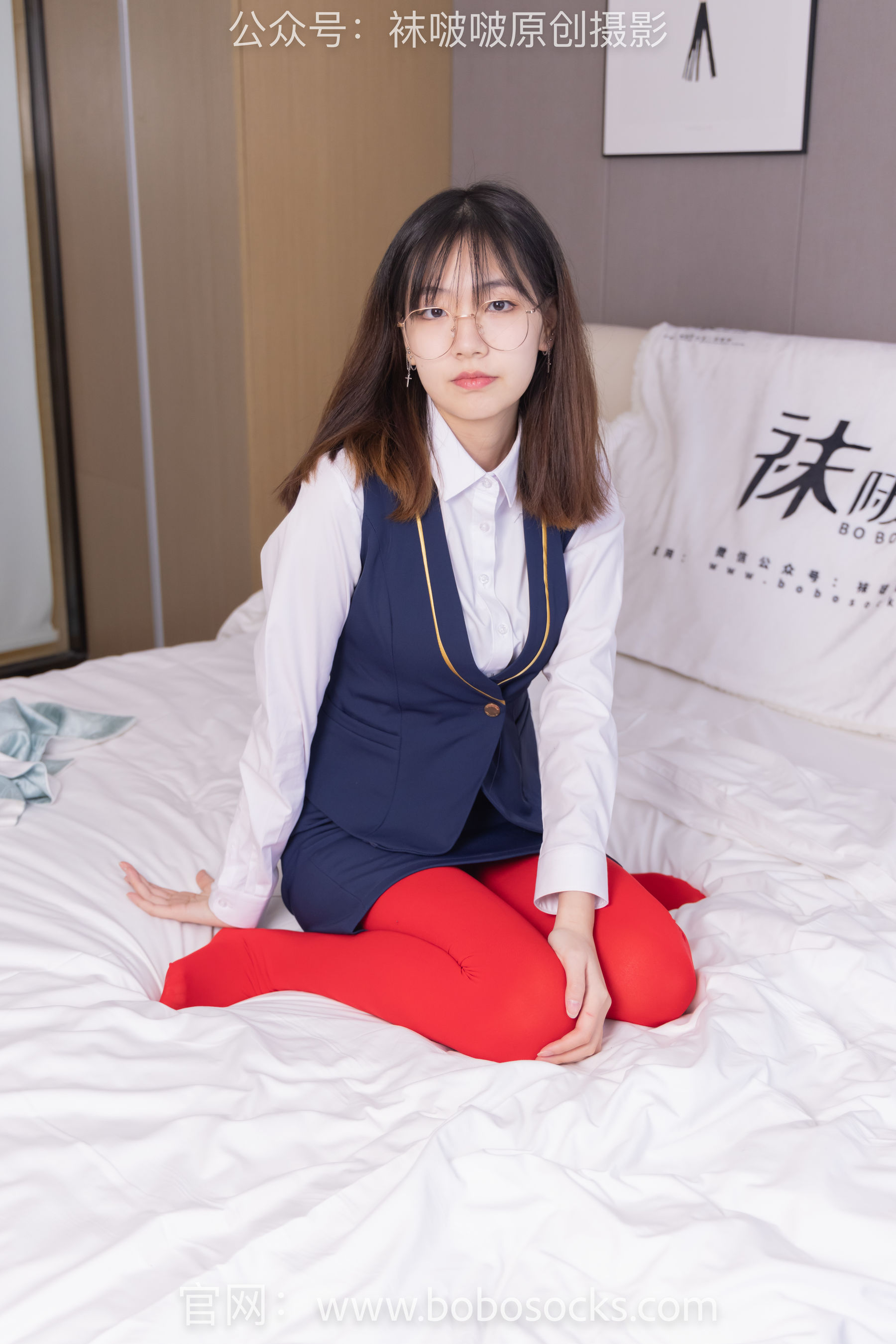 BoBoSocks袜啵啵 No.132 小甜豆-aj1板鞋、蓝色短靴、厚黑丝、厚红丝