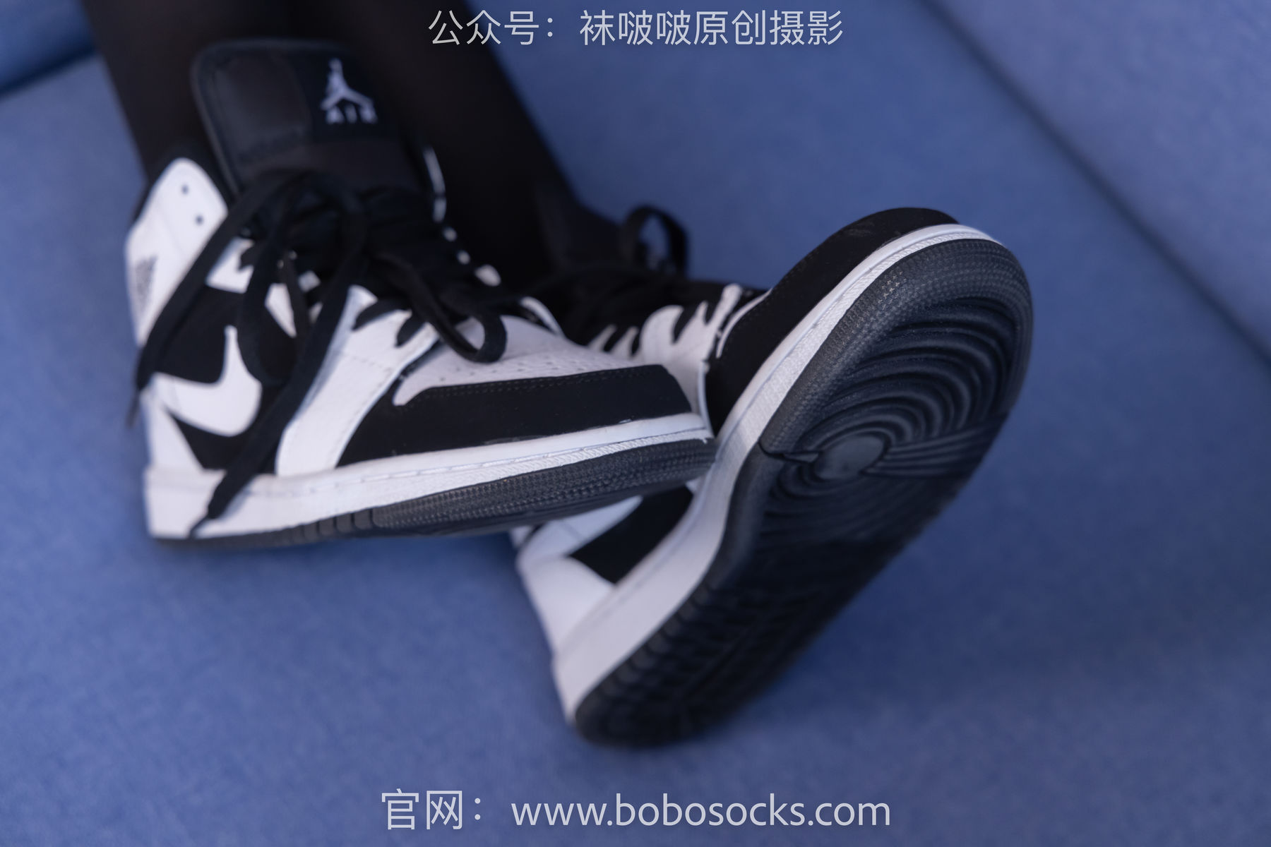 BoBoSocks袜啵啵 No.132 小甜豆-aj1板鞋、蓝色短靴、厚黑丝、厚红丝