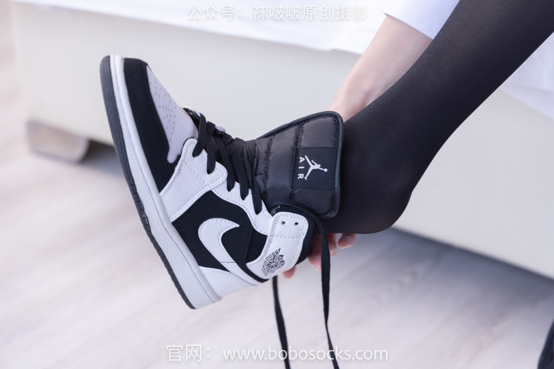 BoBoSocks袜啵啵 No.132 小甜豆-aj1板鞋、蓝色短靴、厚黑丝、厚红丝