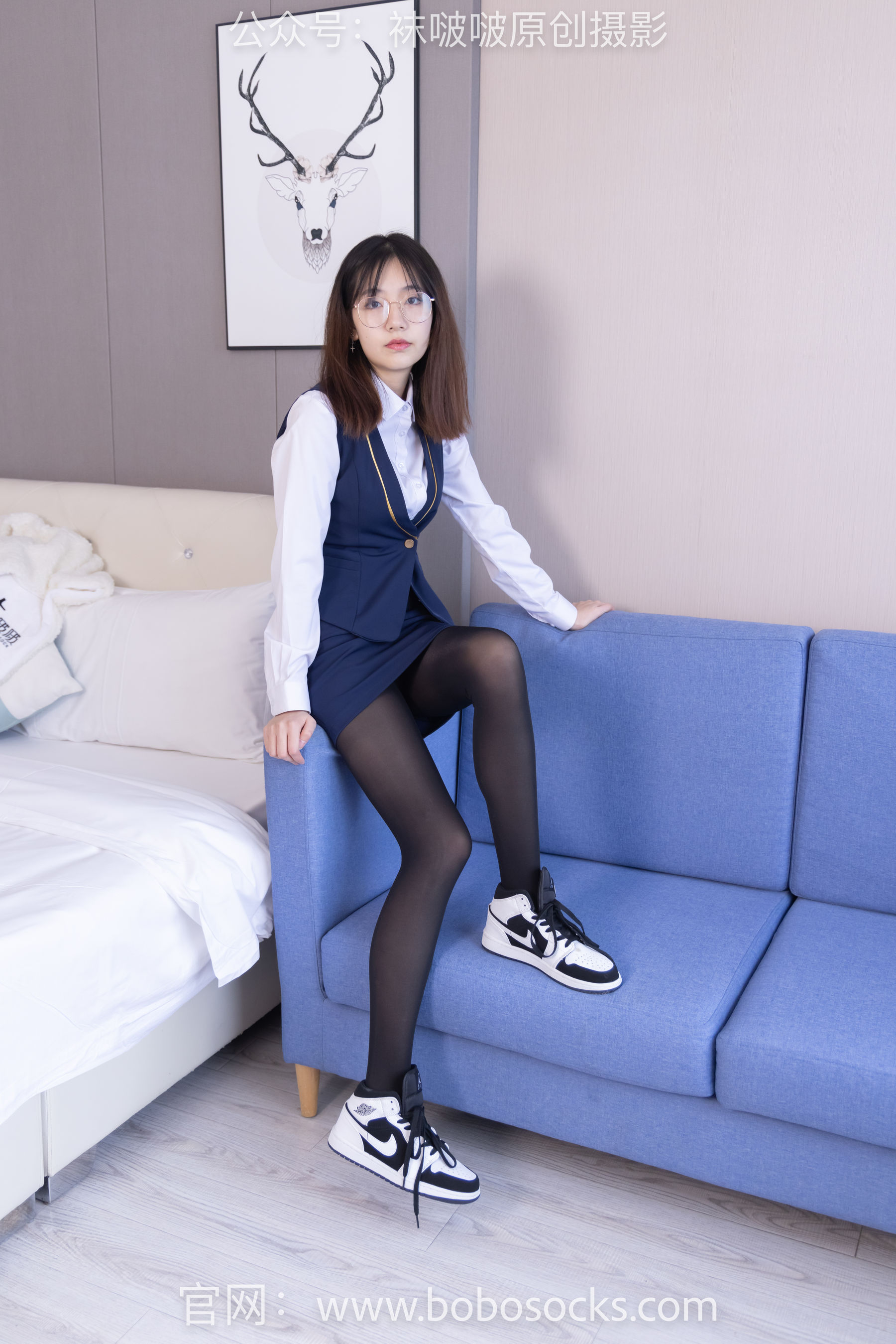 BoBoSocks袜啵啵 No.132 小甜豆-aj1板鞋、蓝色短靴、厚黑丝、厚红丝