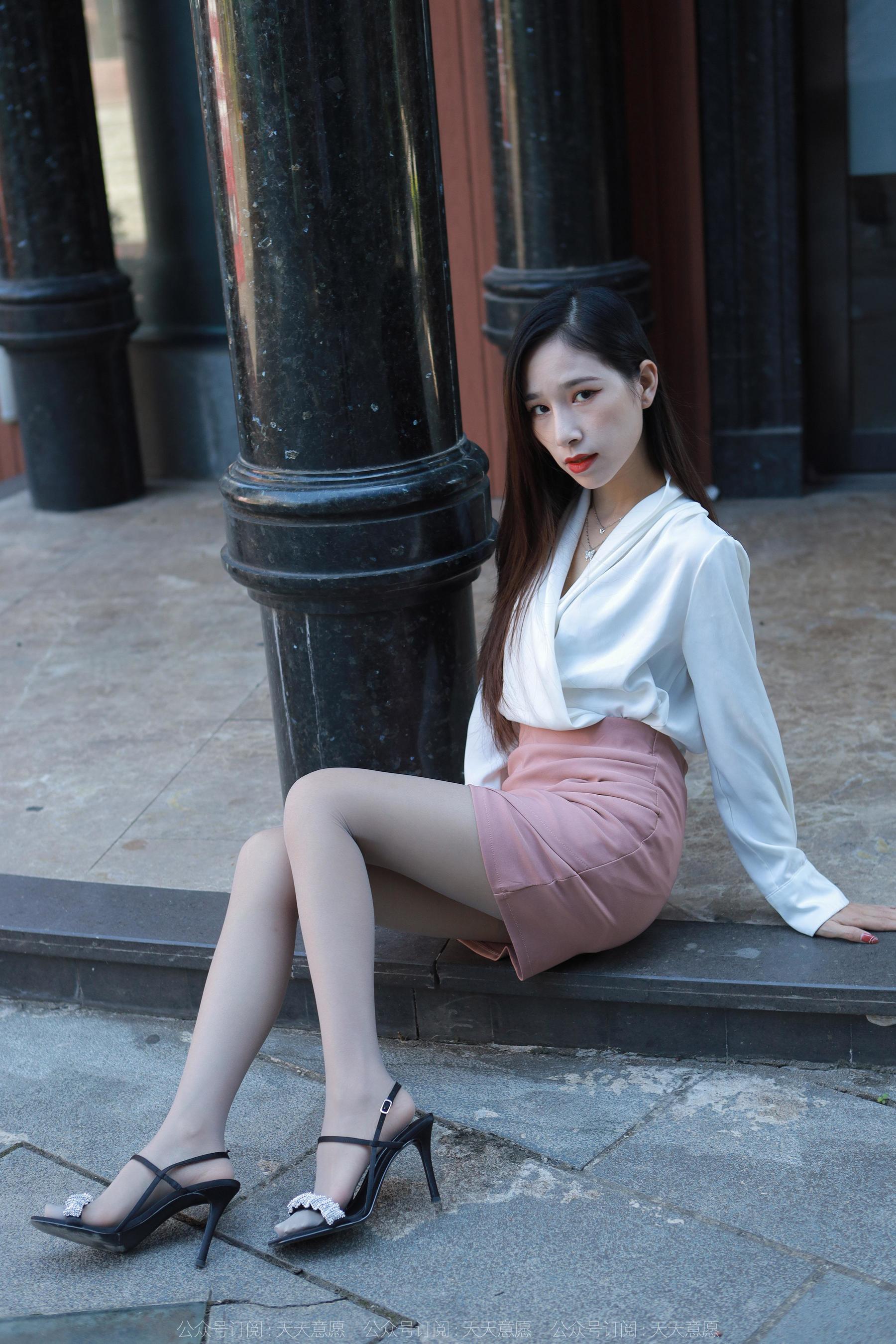 IESS异思趣向 - 模特：美子 《街角的爱人》