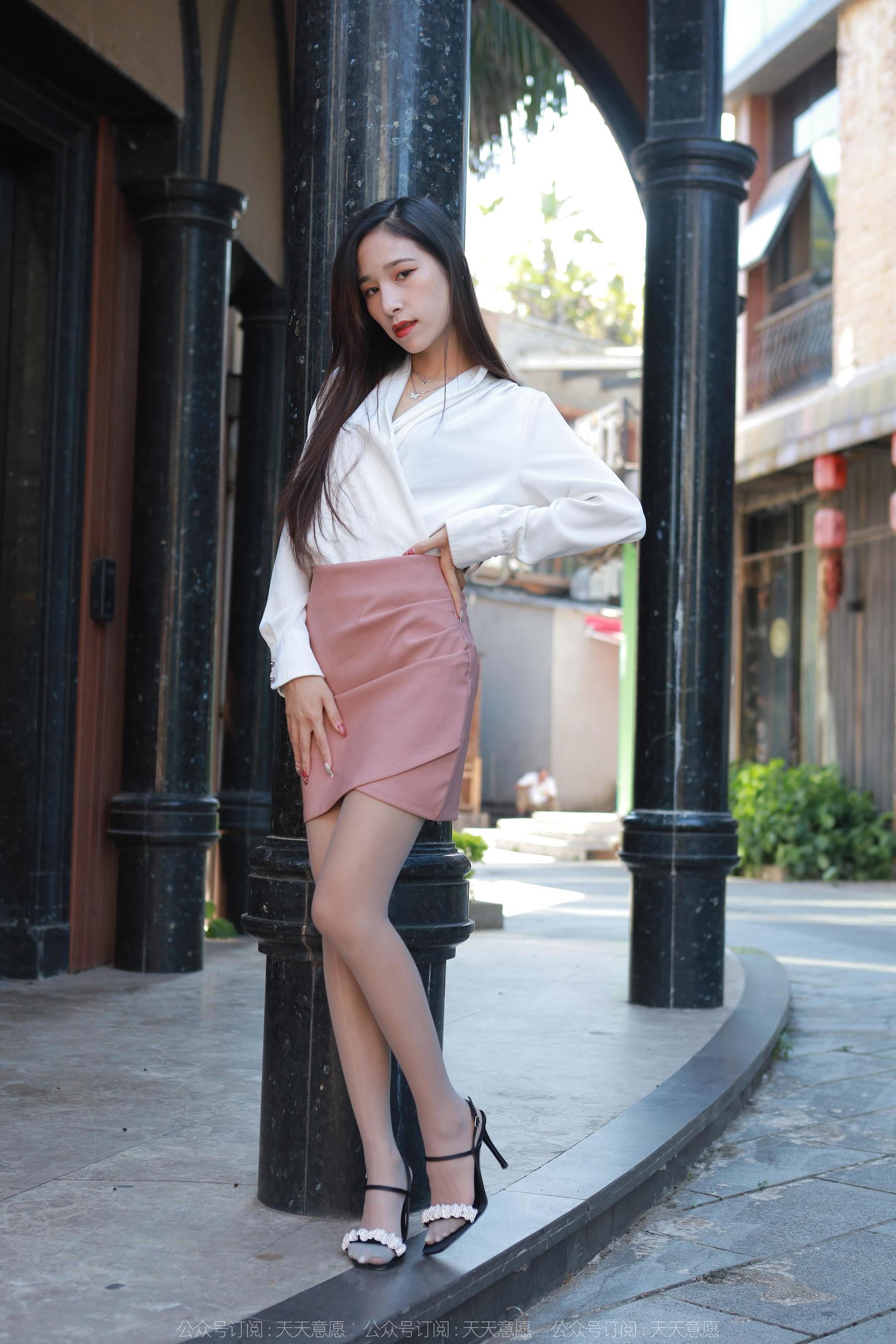 IESS异思趣向 - 模特：美子 《街角的爱人》