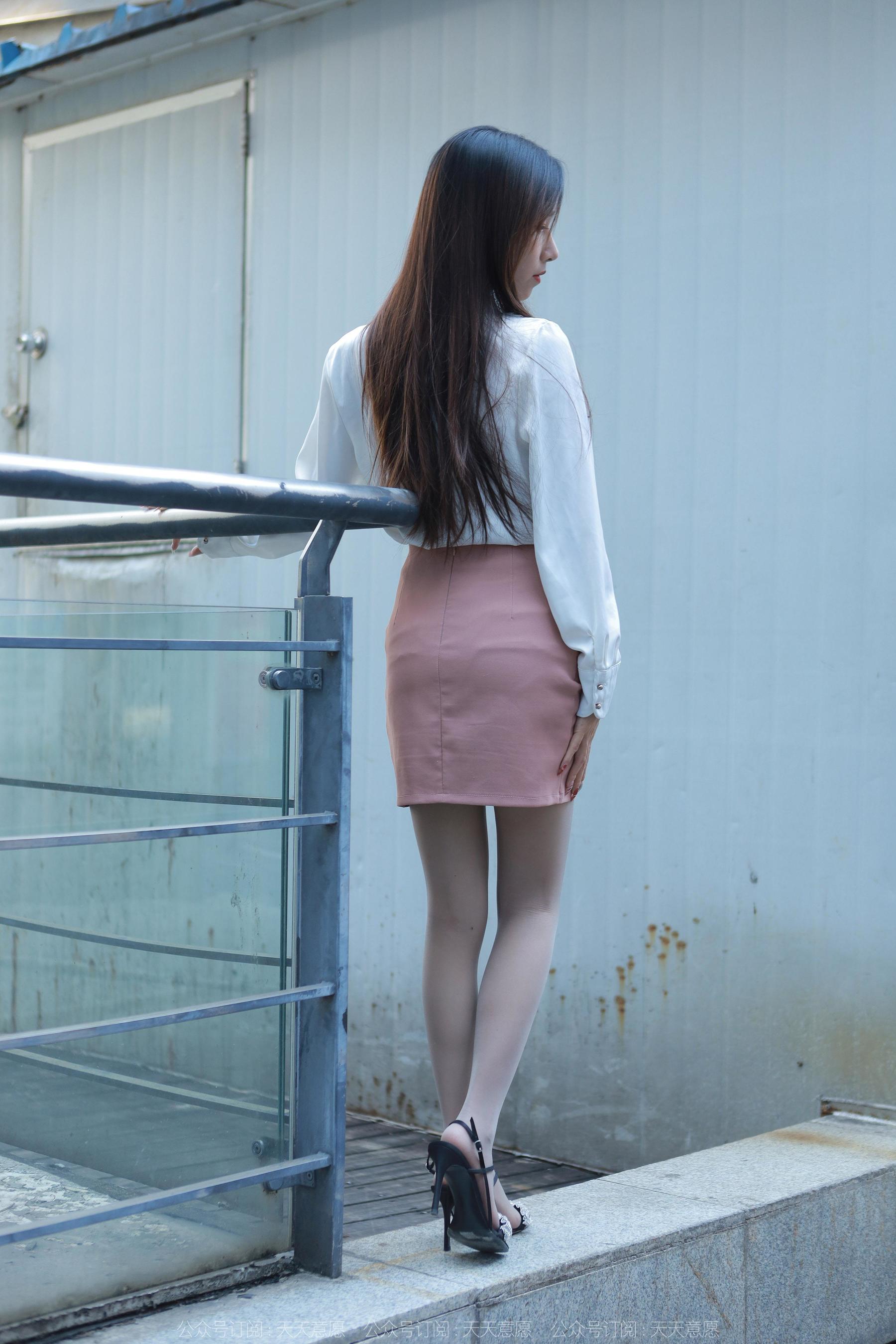 IESS异思趣向 - 模特：美子 《街角的爱人》