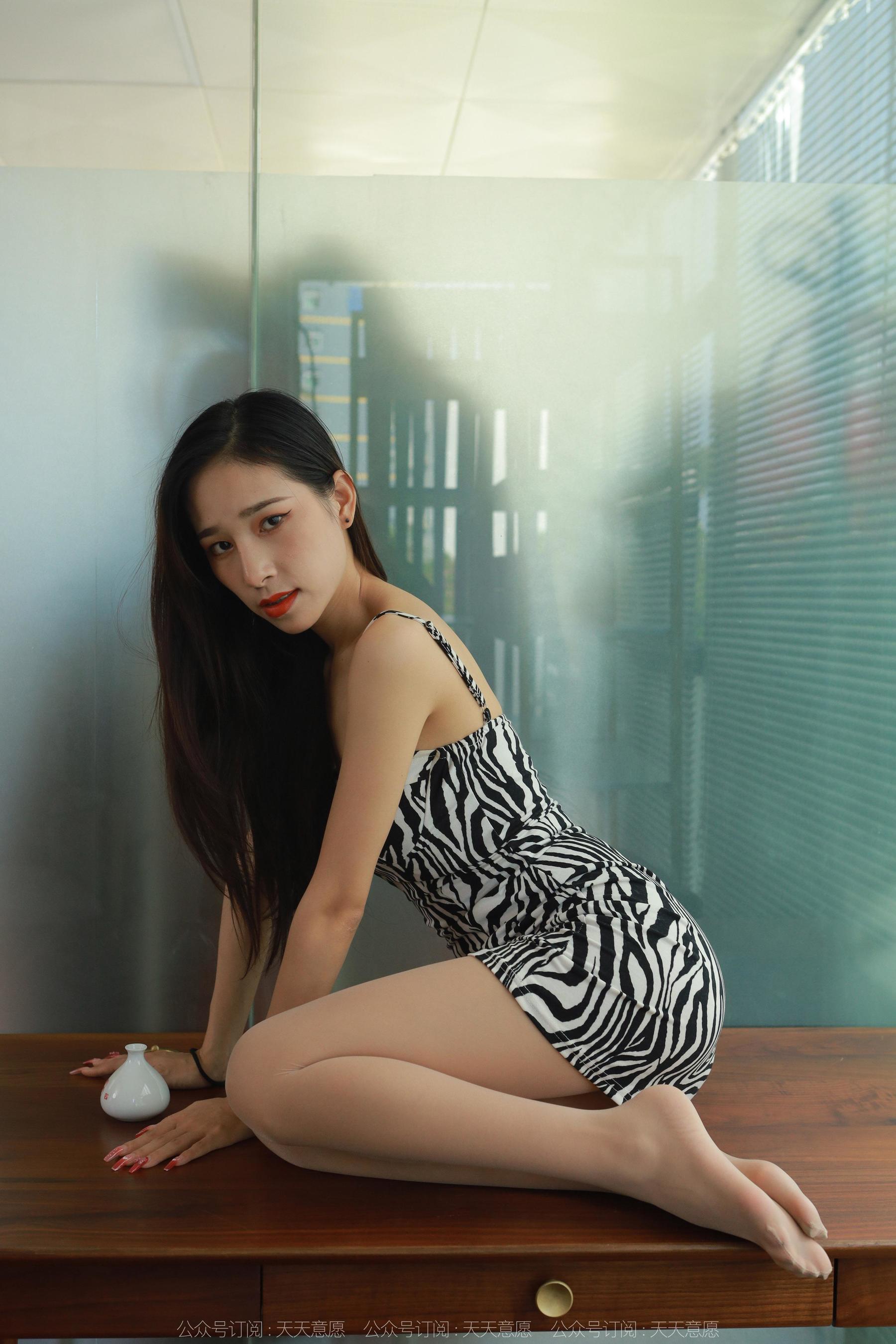 IESS异思趣向 - 模特：美子 《众享丝滑》