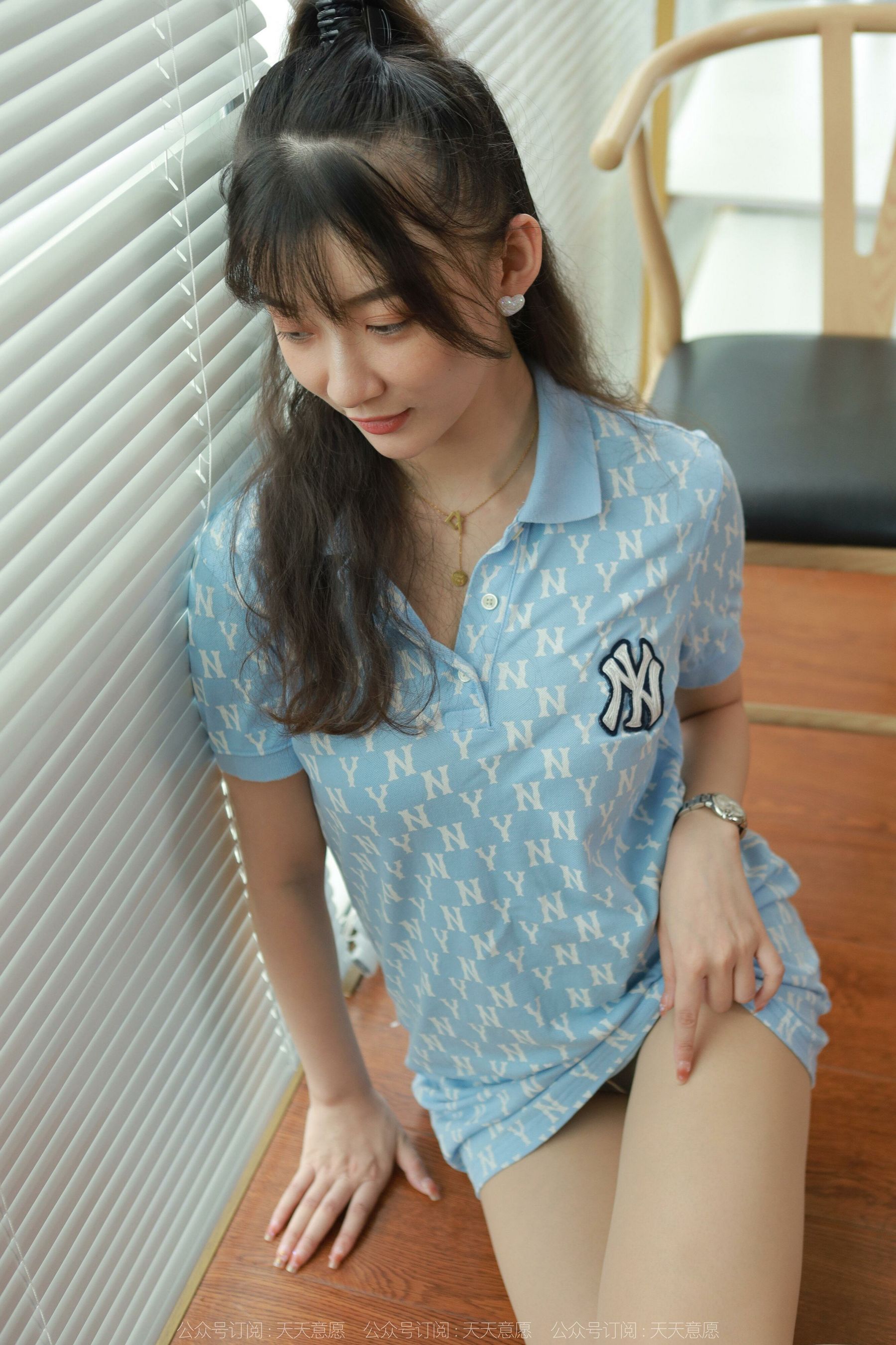 IESS异思趣向 - 模特：秋秋 《肉丝碎花裙》