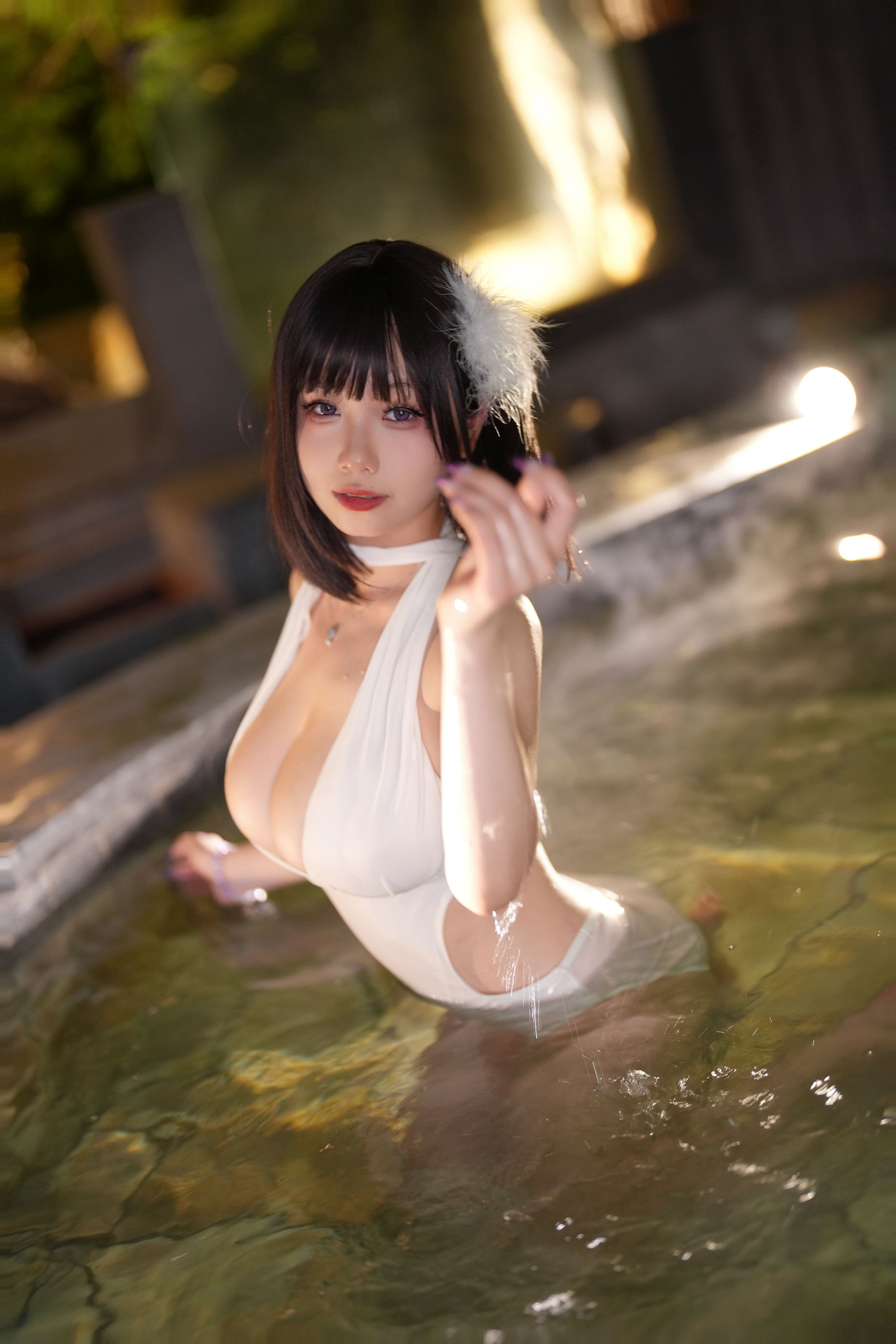 末夜787 - 白色泳装