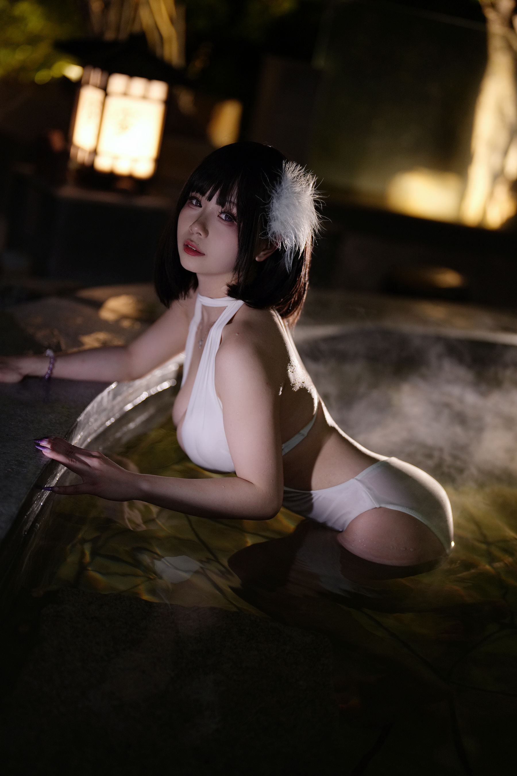 末夜787 - 白色泳装