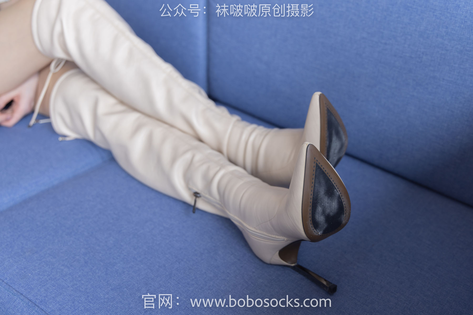 BoBoSocks袜啵啵 No.136 小甜豆-高跟长靴、白棉袜、裸足