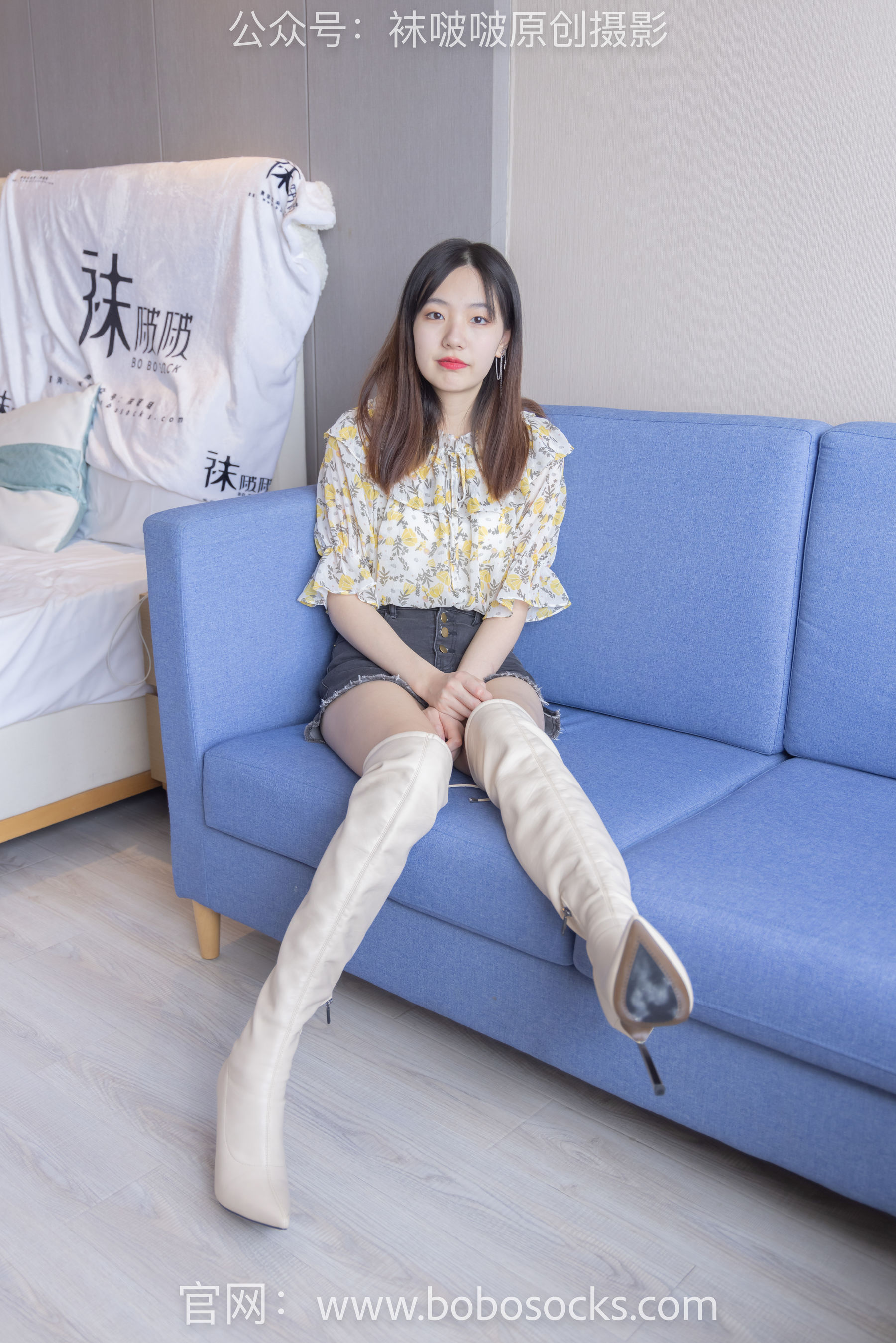 BoBoSocks袜啵啵 No.136 小甜豆-高跟长靴、白棉袜、裸足