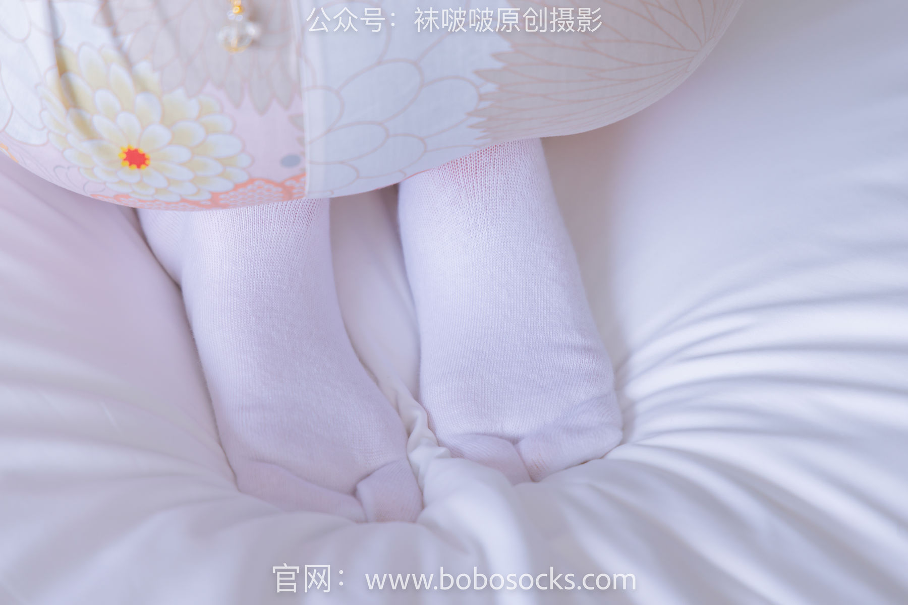 BoBoSocks袜啵啵 No.137 稚予-木屐、分指白棉袜、裸足、和风浴衣