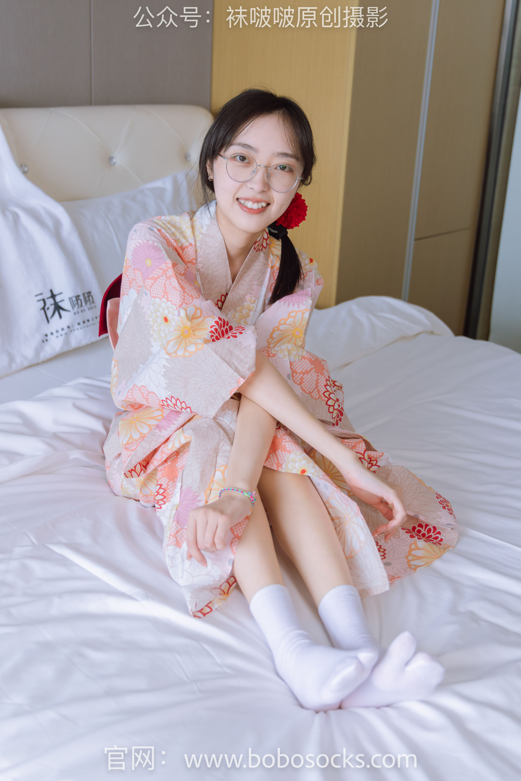 BoBoSocks袜啵啵 No.137 稚予-木屐、分指白棉袜、裸足、和风浴衣