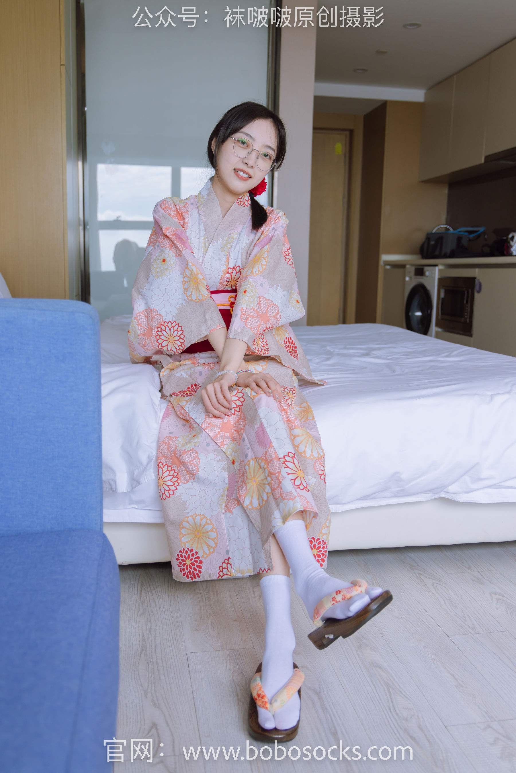 BoBoSocks袜啵啵 No.137 稚予-木屐、分指白棉袜、裸足、和风浴衣