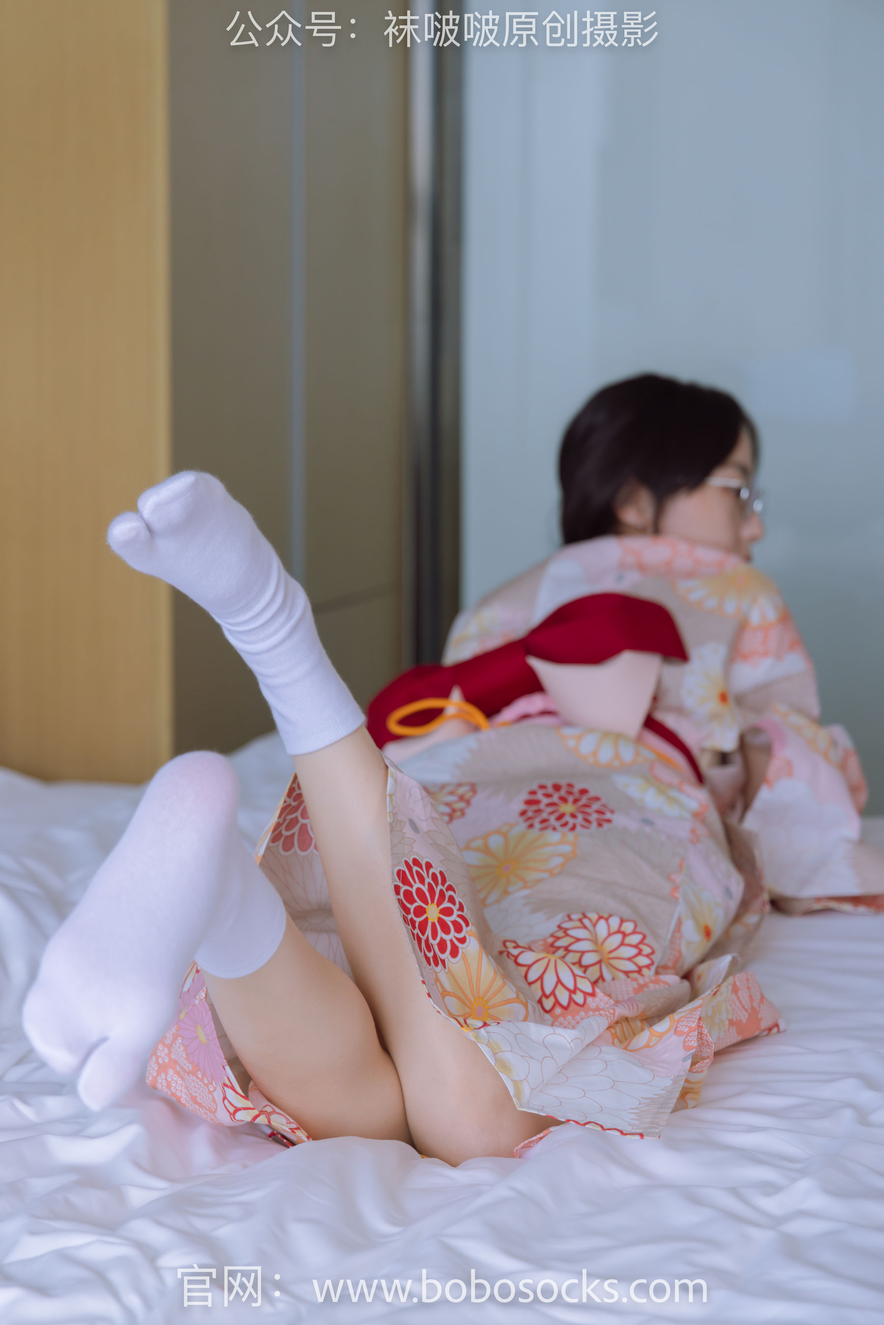 BoBoSocks袜啵啵 No.137 稚予-木屐、分指白棉袜、裸足、和风浴衣