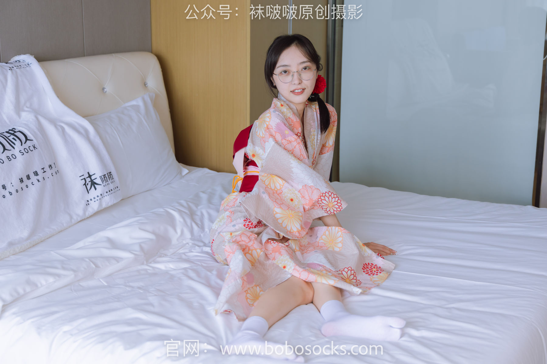 BoBoSocks袜啵啵 No.137 稚予-木屐、分指白棉袜、裸足、和风浴衣