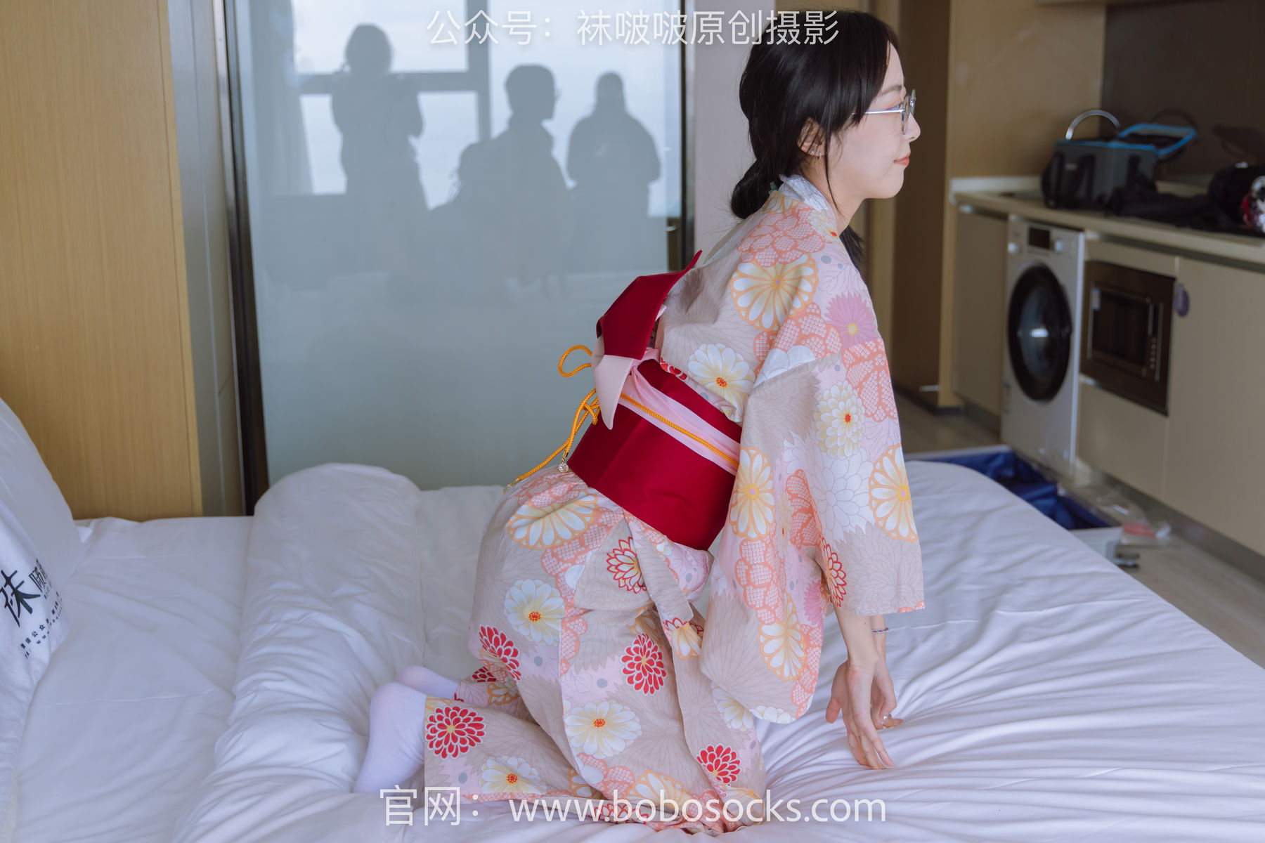 BoBoSocks袜啵啵 No.137 稚予-木屐、分指白棉袜、裸足、和风浴衣