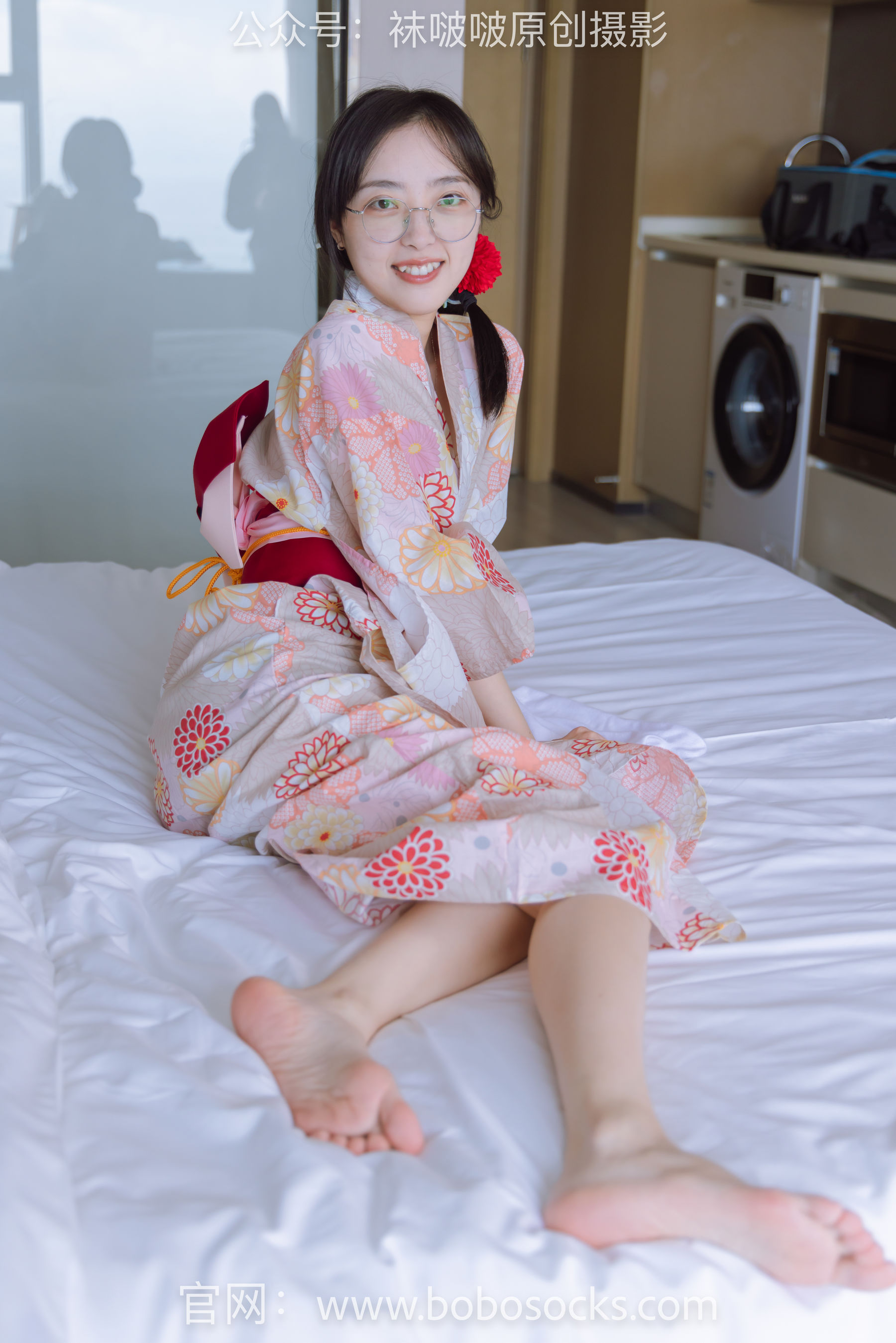 BoBoSocks袜啵啵 No.137 稚予-木屐、分指白棉袜、裸足、和风浴衣