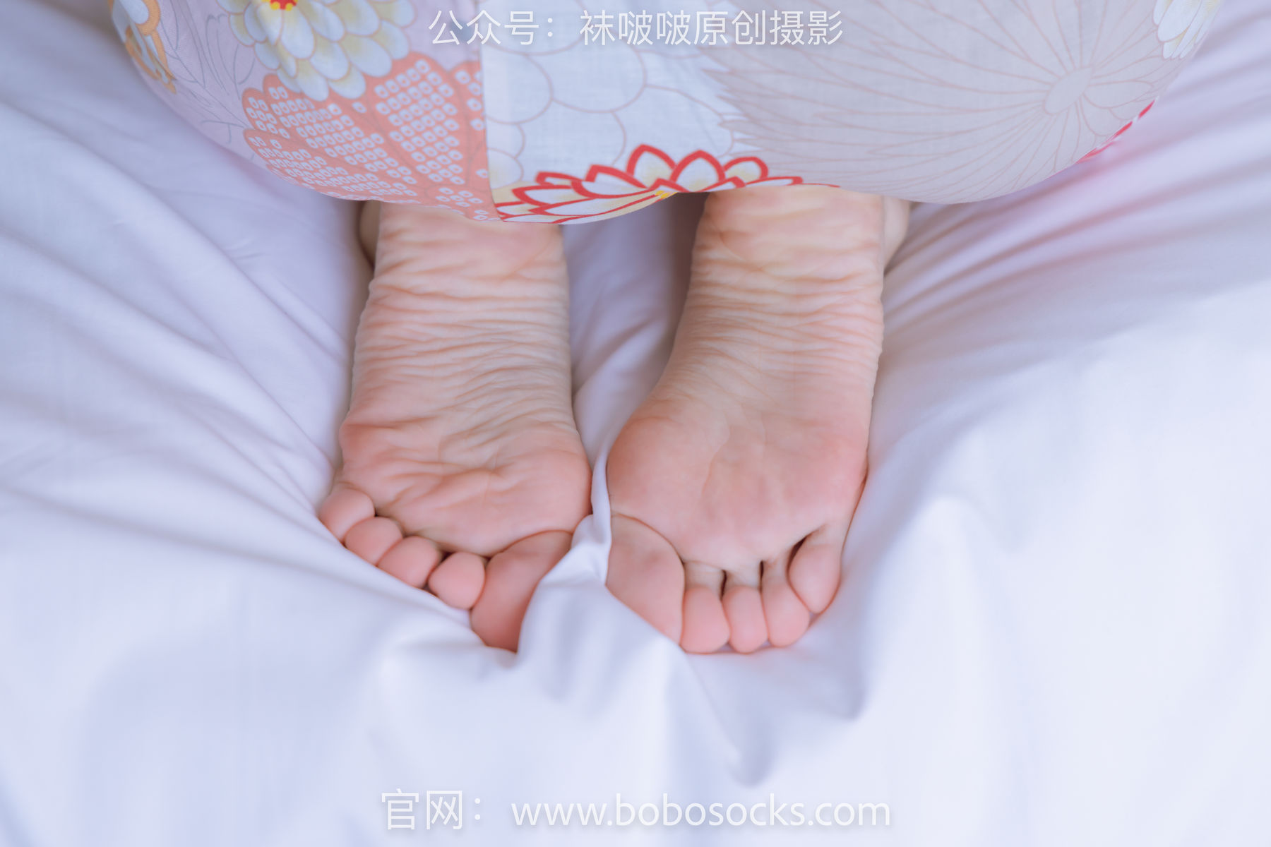BoBoSocks袜啵啵 No.137 稚予-木屐、分指白棉袜、裸足、和风浴衣