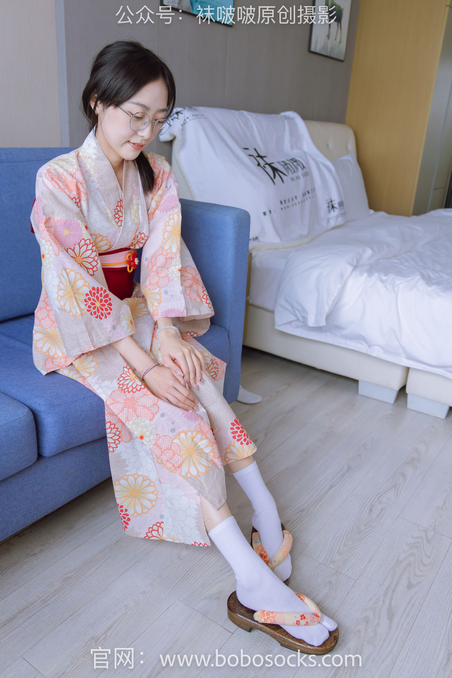 BoBoSocks袜啵啵 No.137 稚予-木屐、分指白棉袜、裸足、和风浴衣