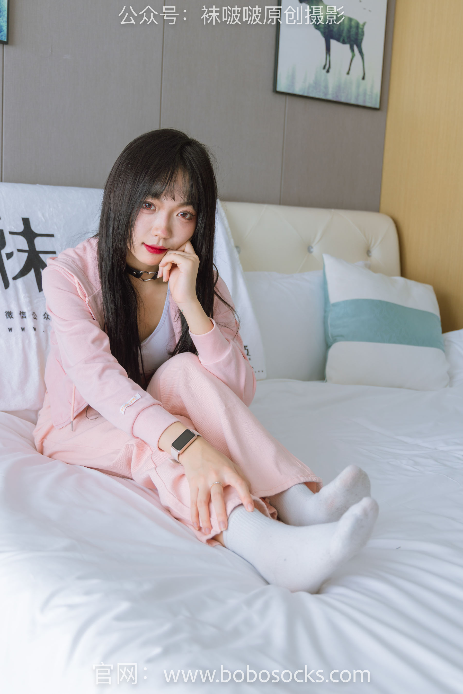 BoBoSocks袜啵啵 No.141 周周-运动鞋、白棉袜、裸足
