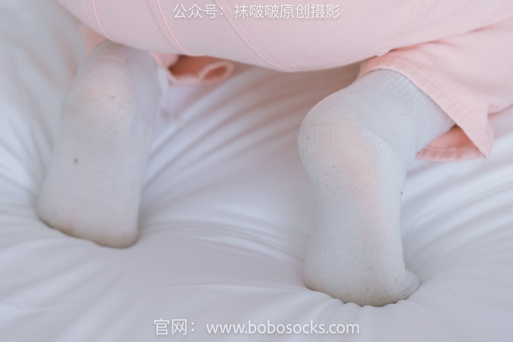 BoBoSocks袜啵啵 No.141 周周-运动鞋、白棉袜、裸足