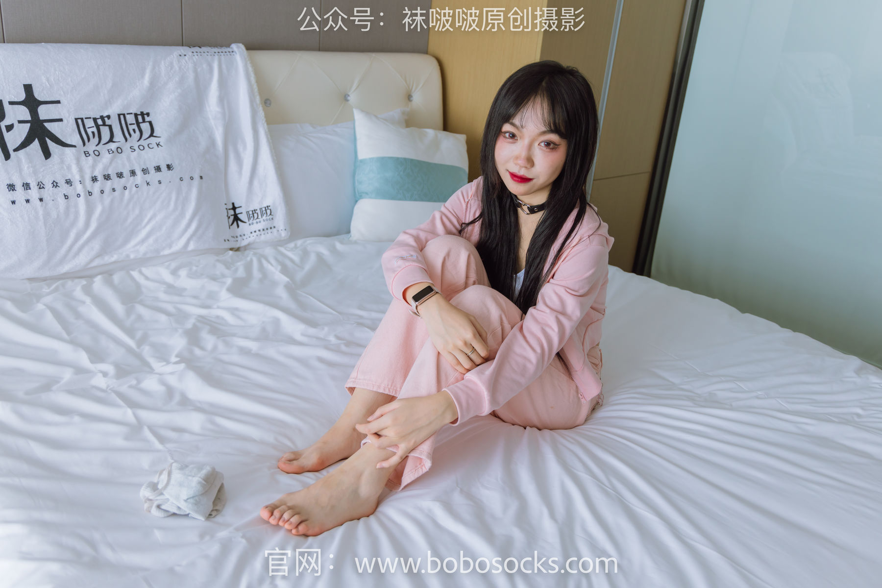 BoBoSocks袜啵啵 No.141 周周-运动鞋、白棉袜、裸足