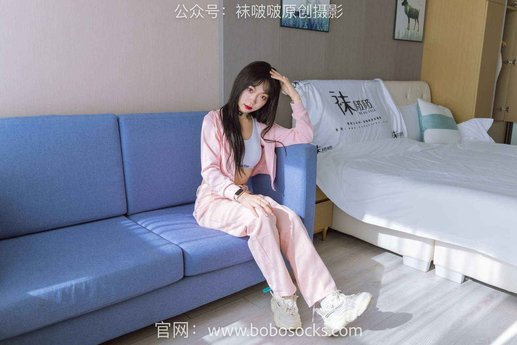 BoBoSocks袜啵啵 No.141 周周-运动鞋、白棉袜、裸足