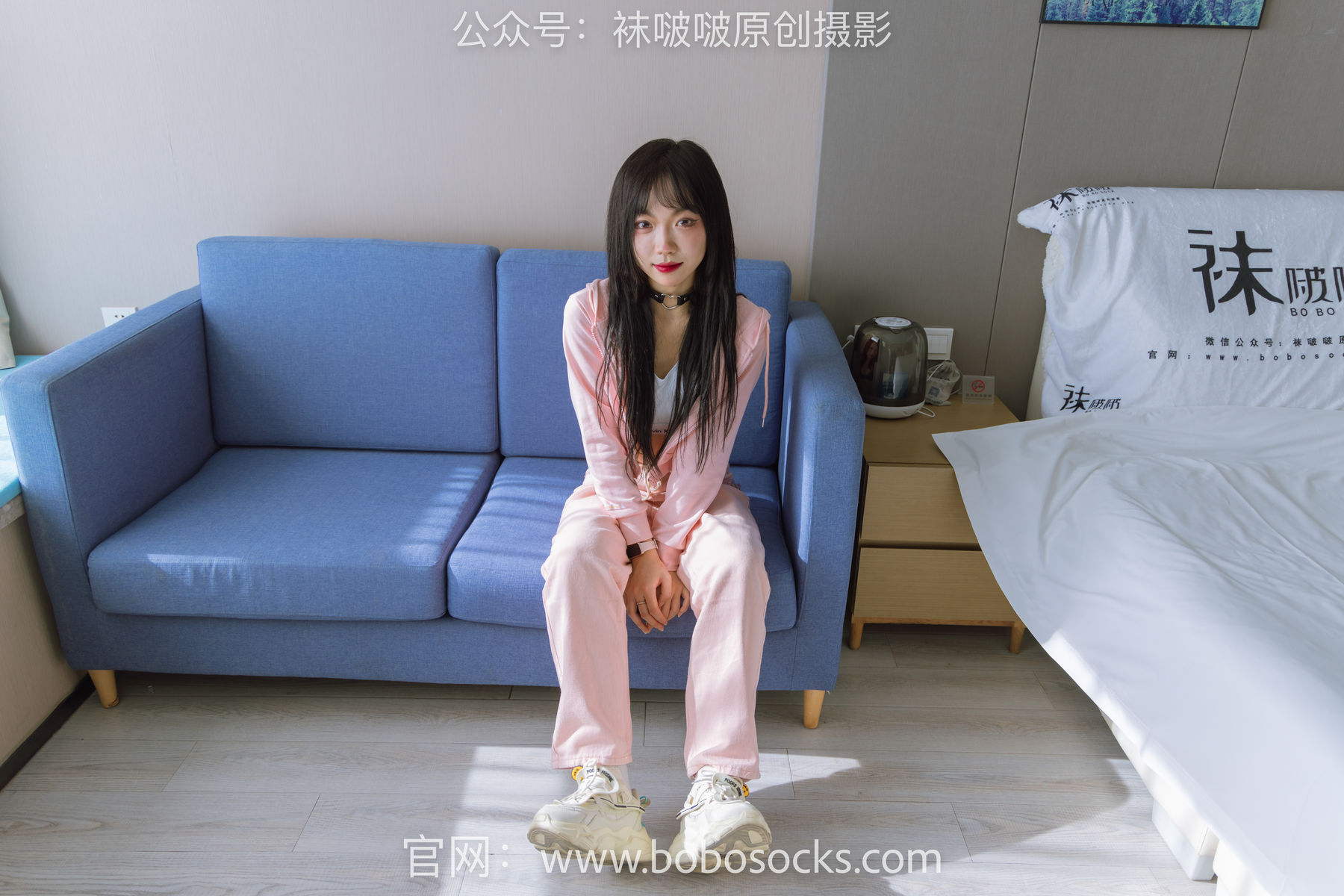 BoBoSocks袜啵啵 No.141 周周-运动鞋、白棉袜、裸足