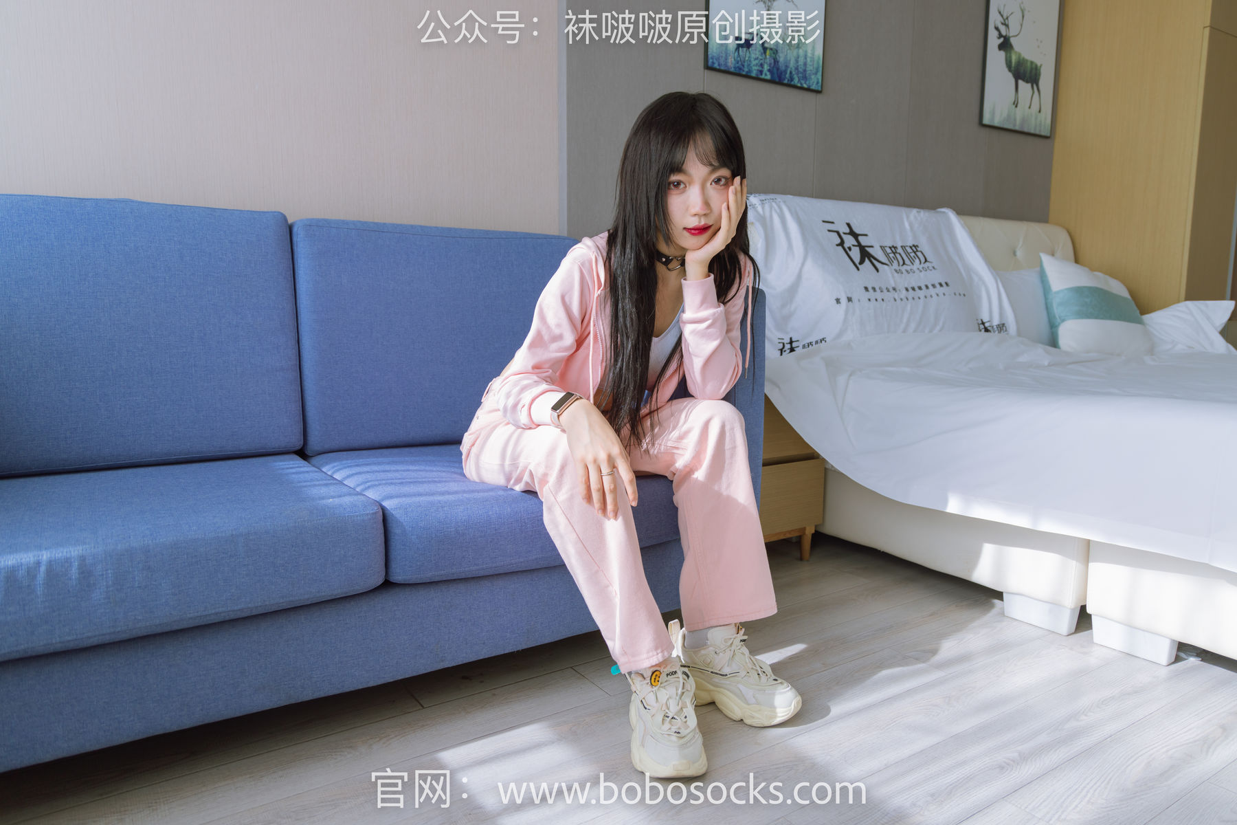 BoBoSocks袜啵啵 No.141 周周-运动鞋、白棉袜、裸足