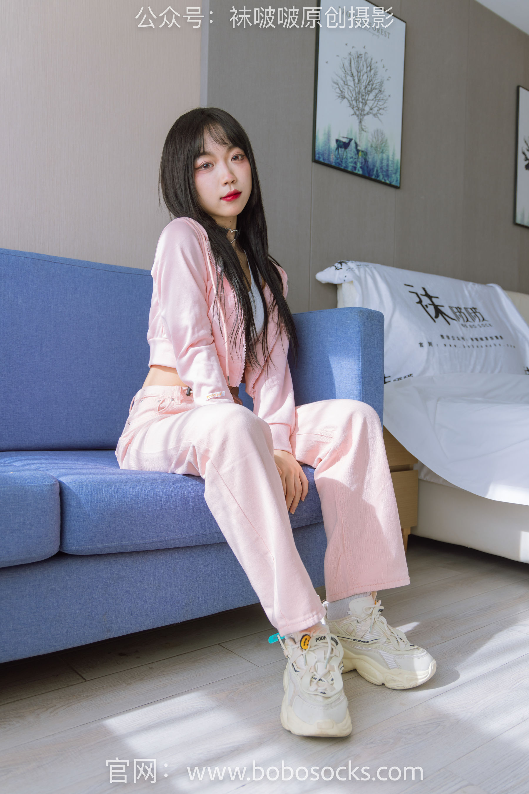 BoBoSocks袜啵啵 No.141 周周-运动鞋、白棉袜、裸足