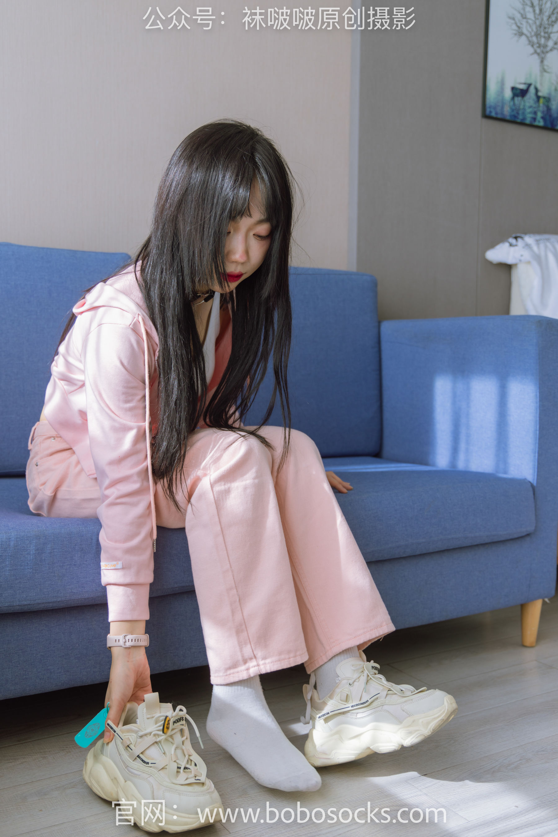 BoBoSocks袜啵啵 No.141 周周-运动鞋、白棉袜、裸足