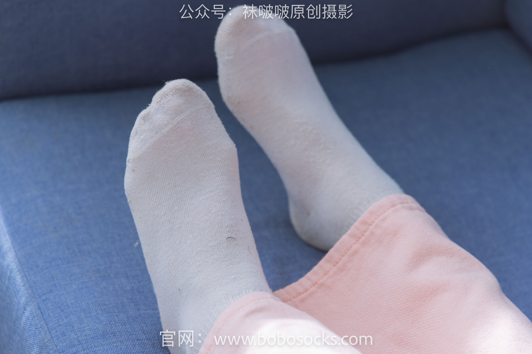 BoBoSocks袜啵啵 No.141 周周-运动鞋、白棉袜、裸足