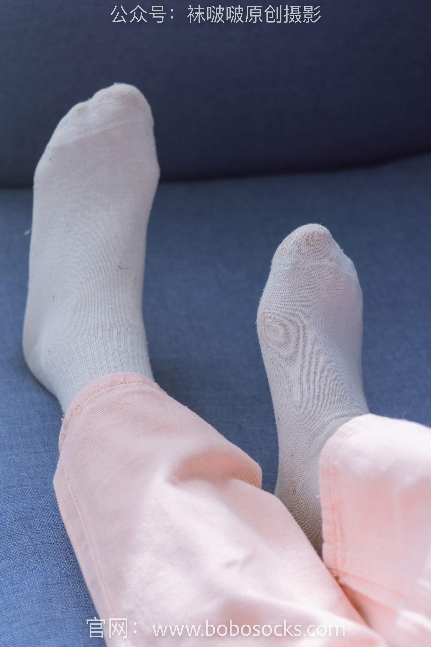 BoBoSocks袜啵啵 No.141 周周-运动鞋、白棉袜、裸足