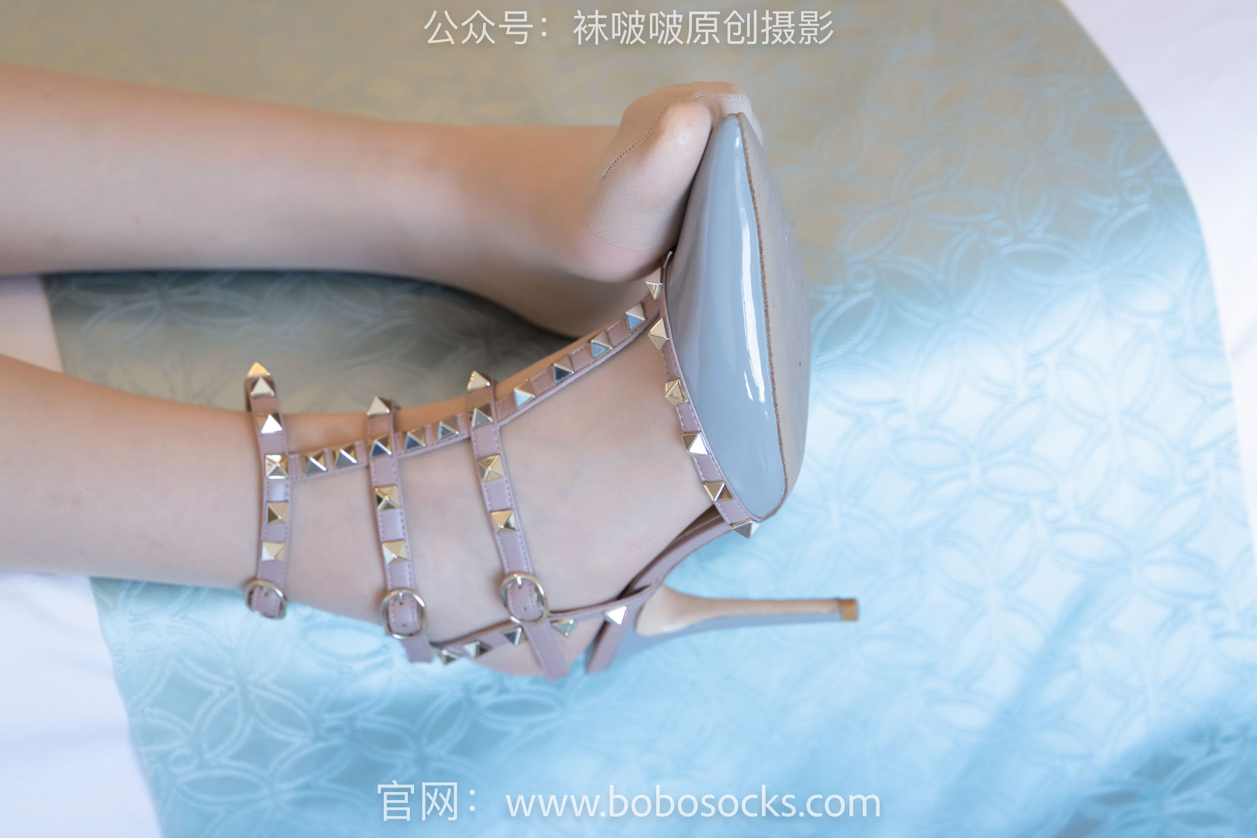 BoBoSocks袜啵啵 No.145 小甜豆-华伦天奴高跟鞋、肉丝