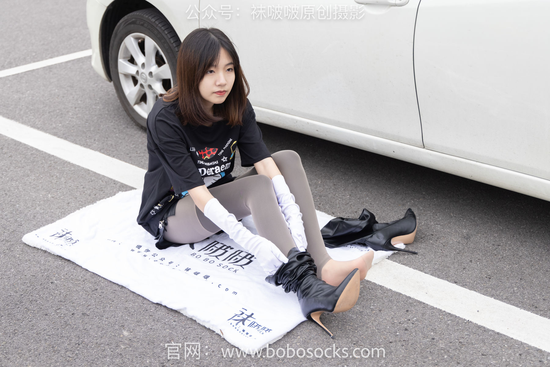 BoBoSocks袜啵啵 No.146 小甜豆-高跟长靴、黑色踩脚裤、肉丝