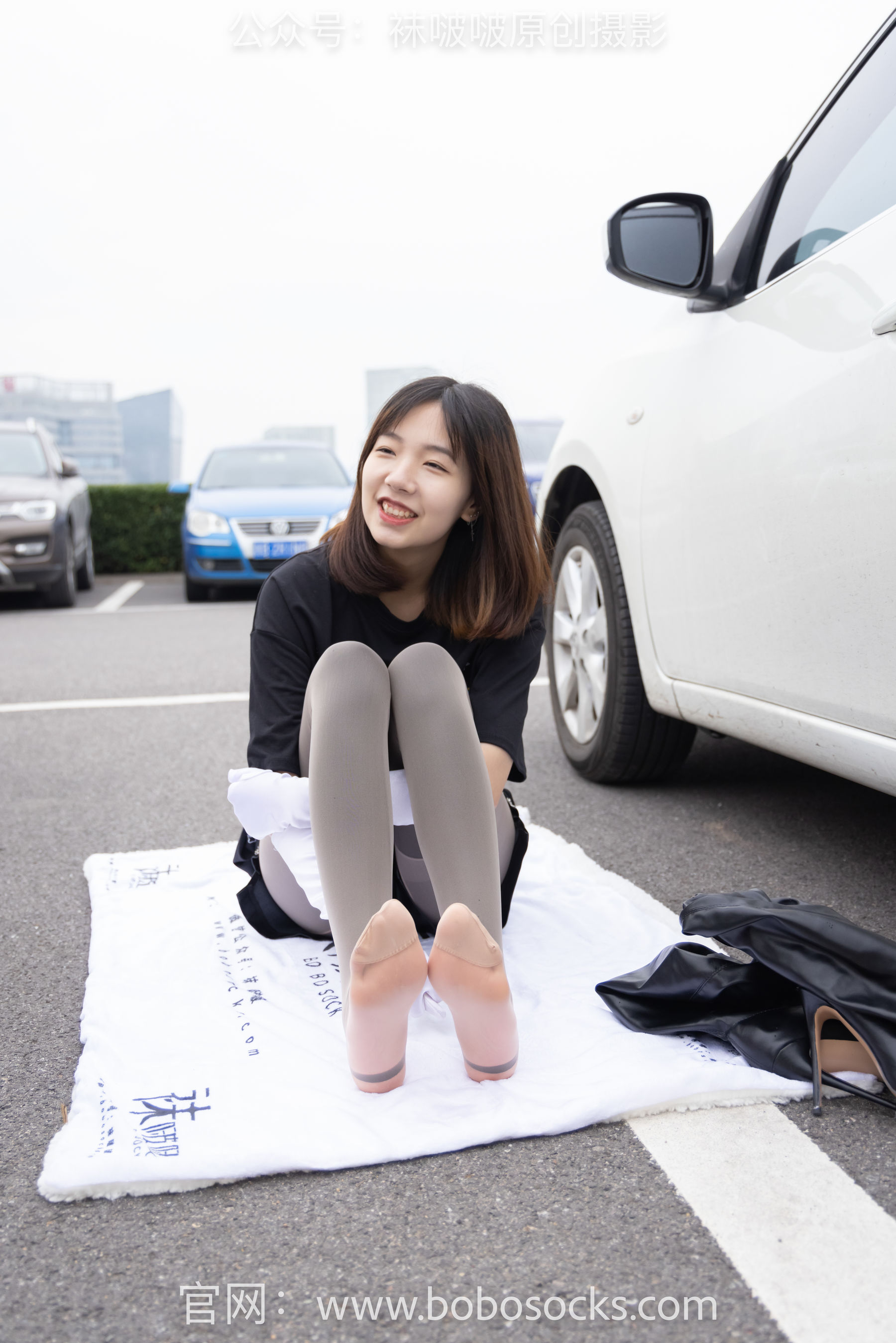 BoBoSocks袜啵啵 No.146 小甜豆-高跟长靴、黑色踩脚裤、肉丝