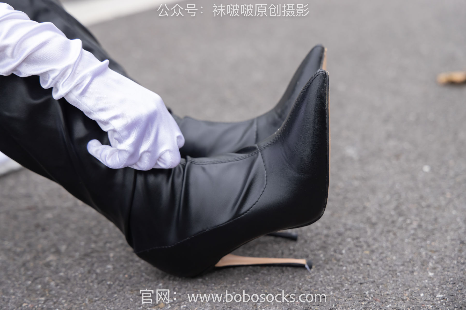 BoBoSocks袜啵啵 No.146 小甜豆-高跟长靴、黑色踩脚裤、肉丝